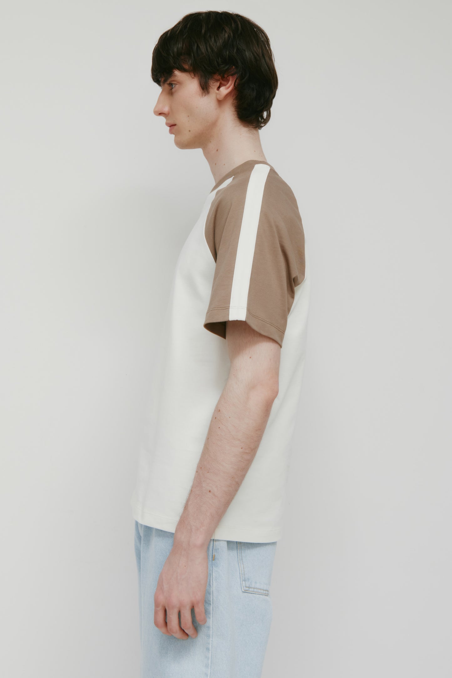Men's Varsity V-Neck in Marshmallow/Taupe