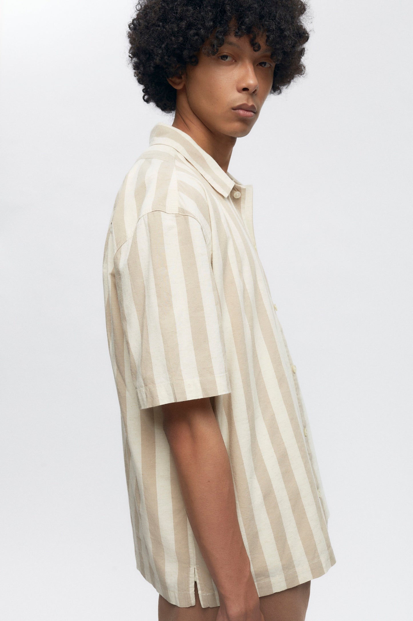 Abu-Simbel Short Sleeve Shirt in Natural Stripe