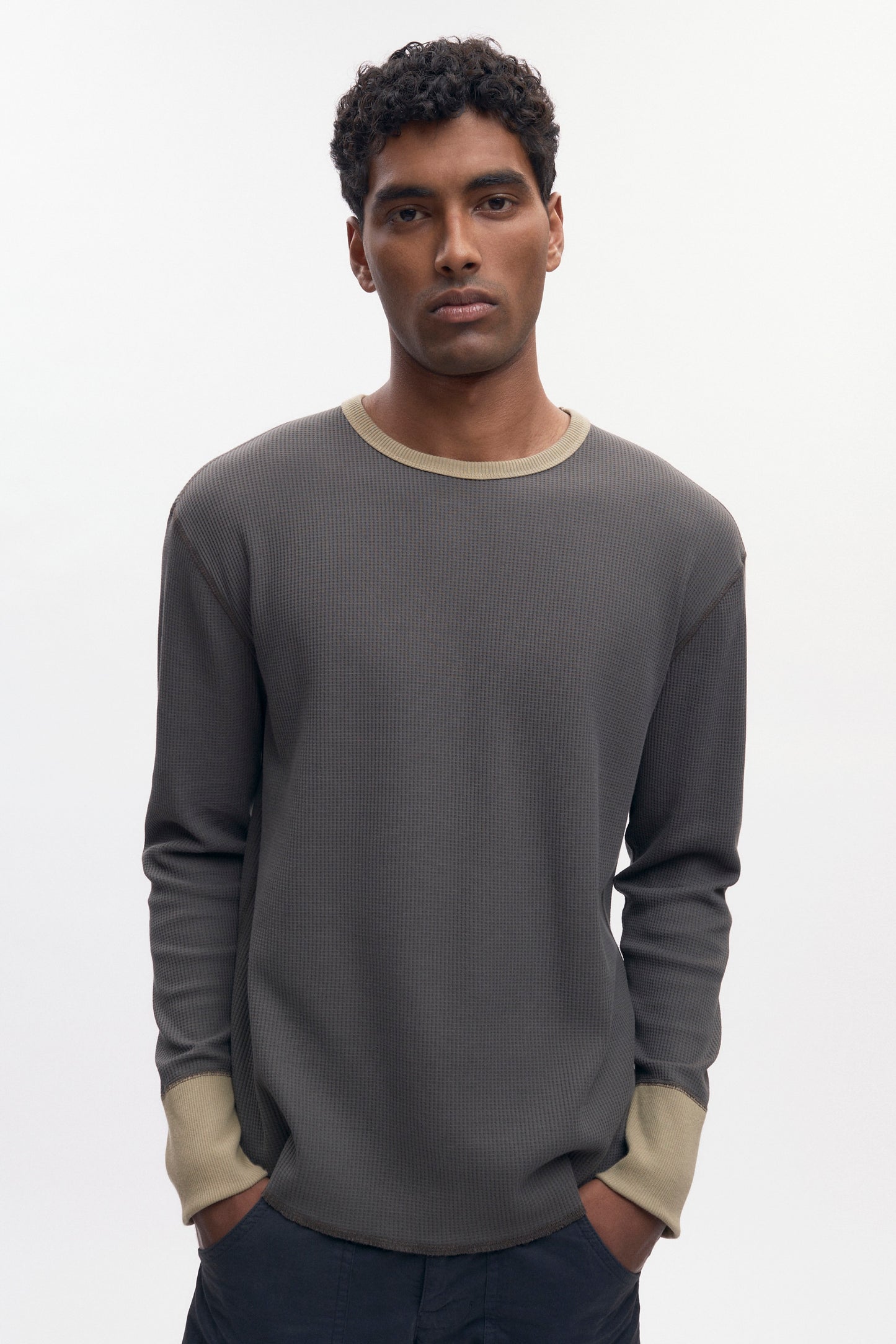 Men's Atlas Waffle Longsleeve in Beluga/Desert