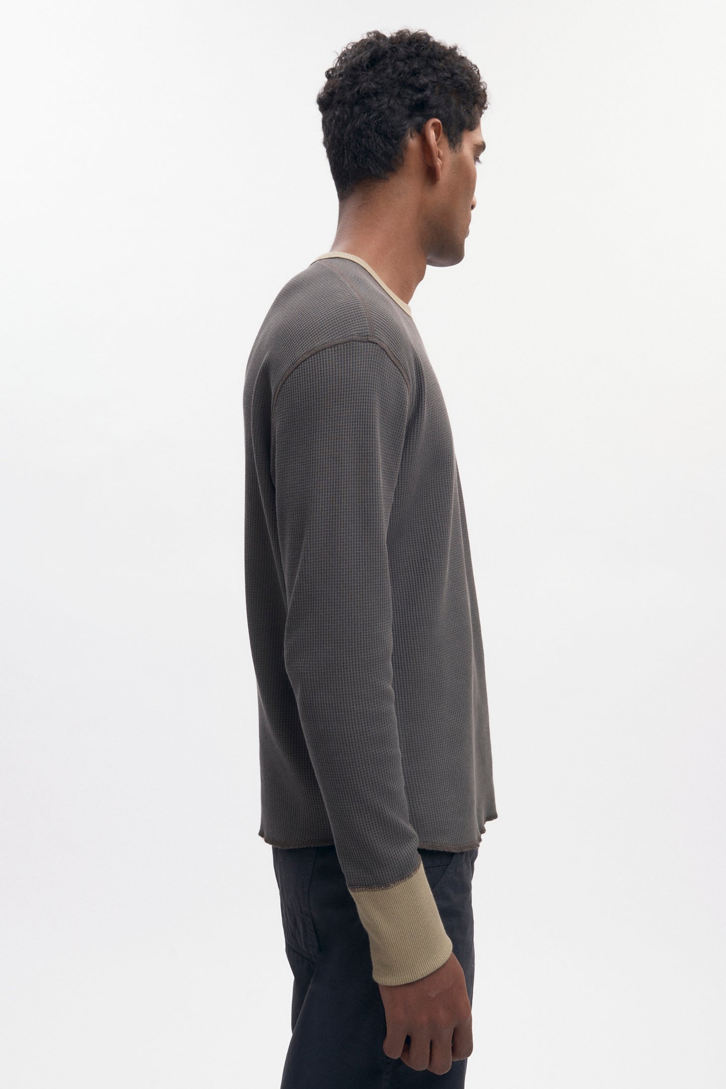 Men's Atlas Waffle Longsleeve in Beluga/Desert