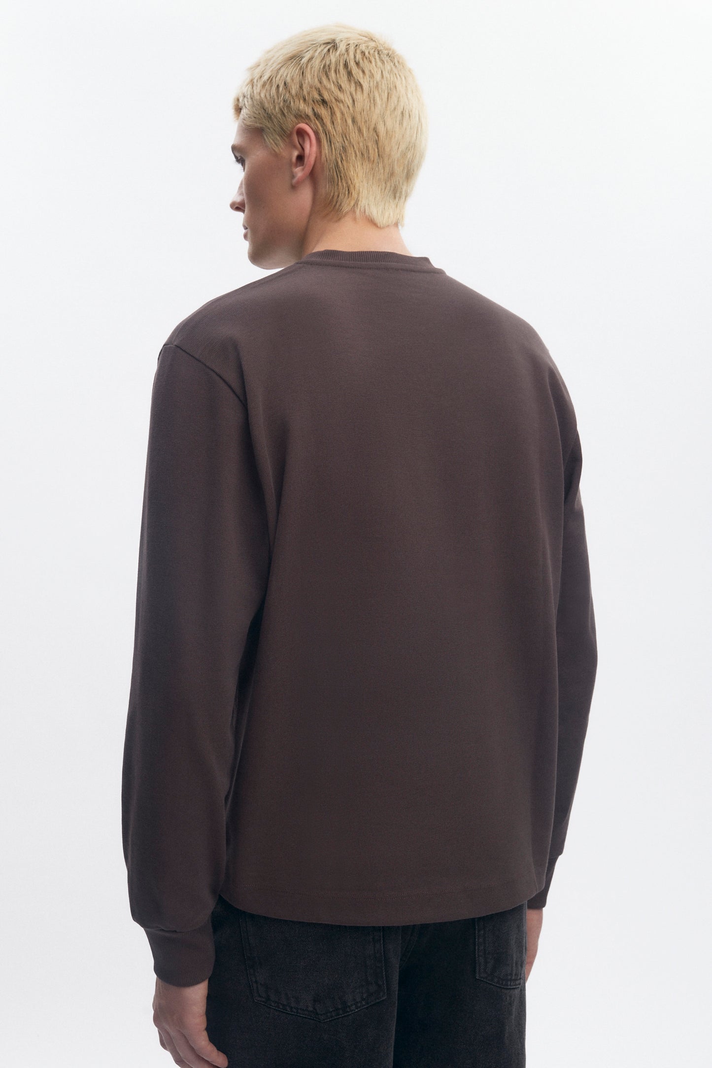 Men's Box Slub Henley in Coffee Bean