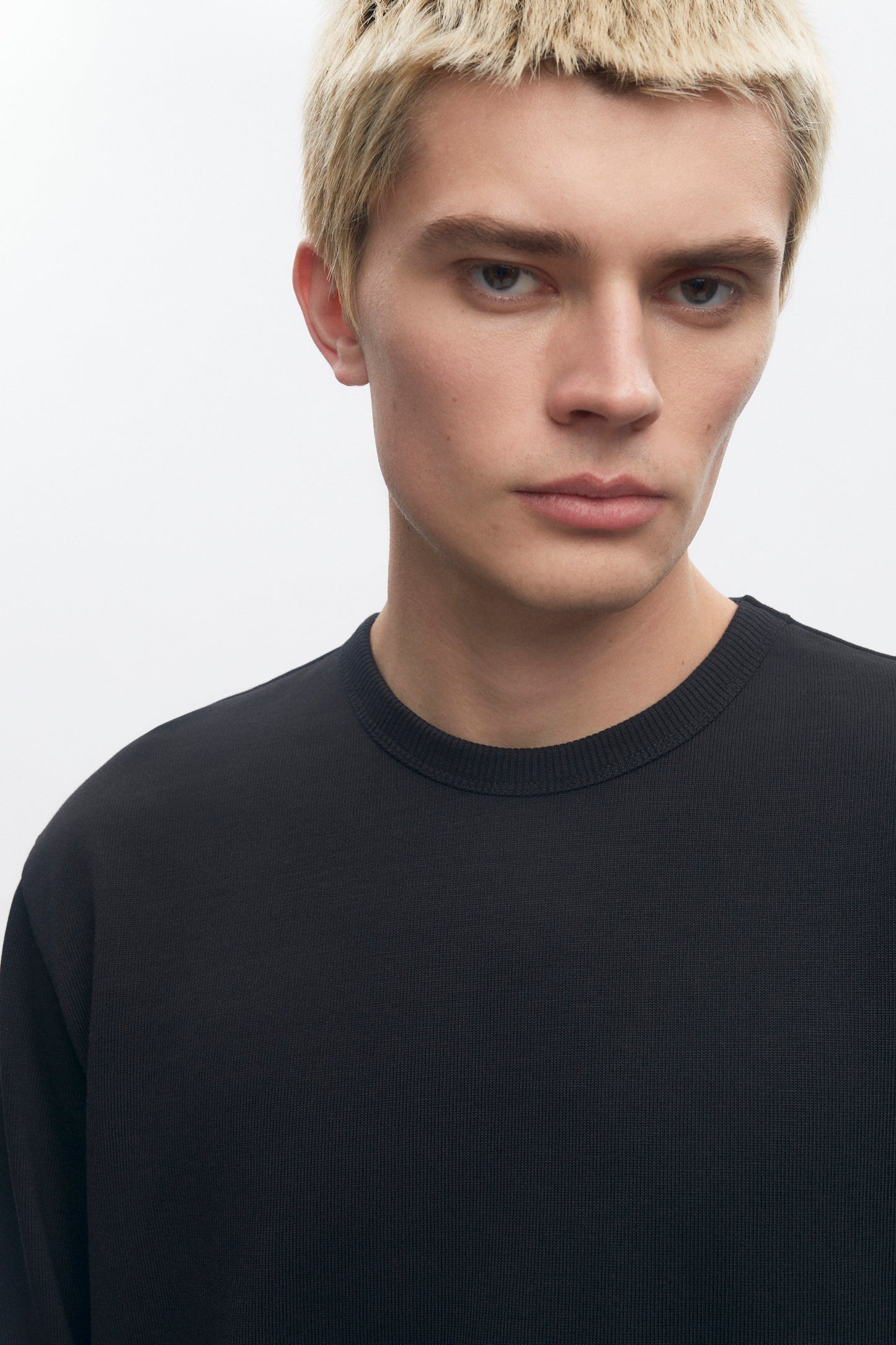 Men's Box Slub Longsleeve in Black