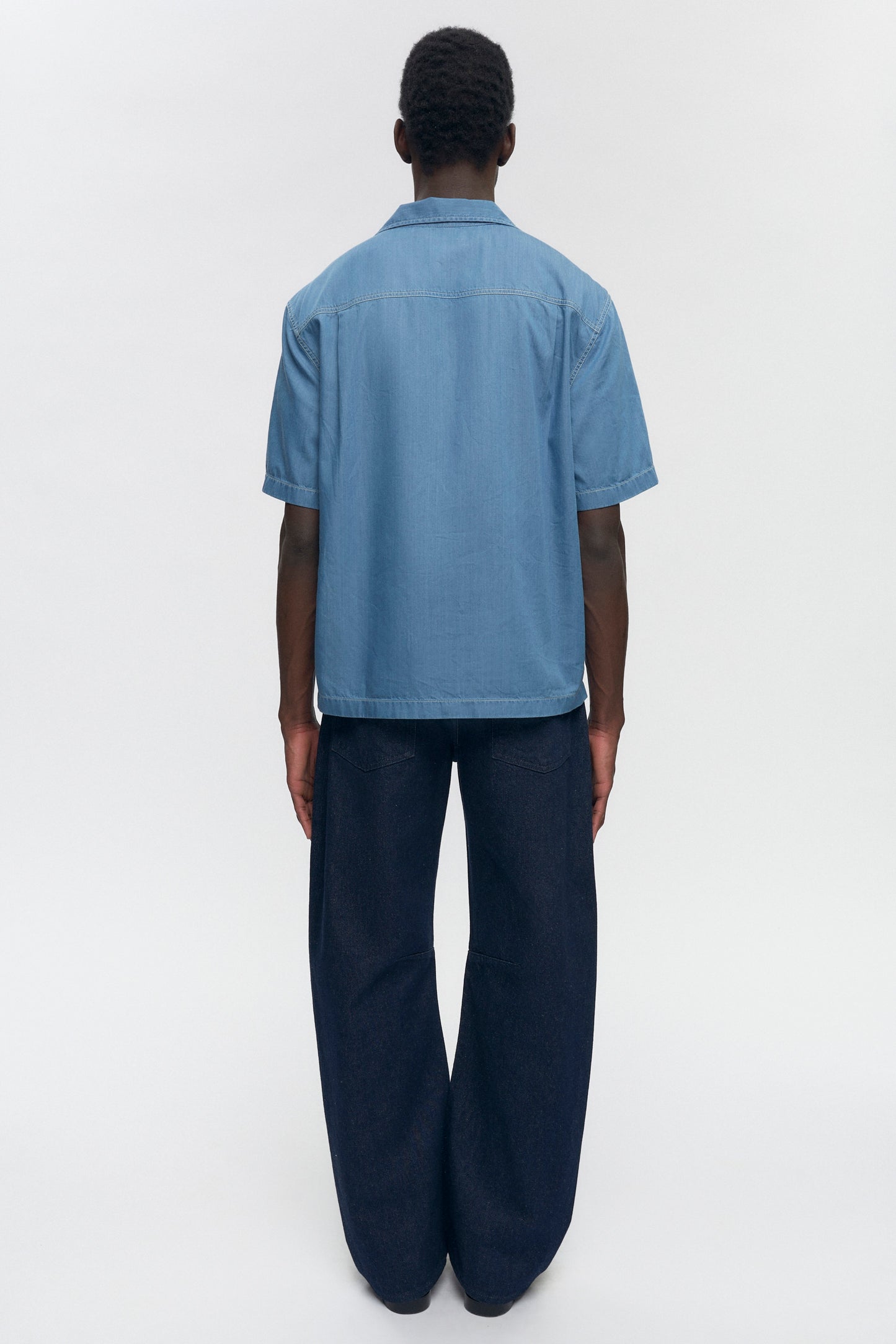 Men's Chambray Camp Shirt in Light Wash