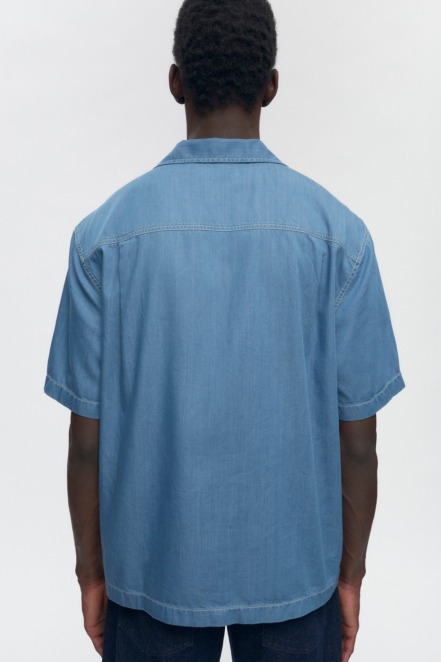 Men's Chambray Camp Shirt in Light Wash