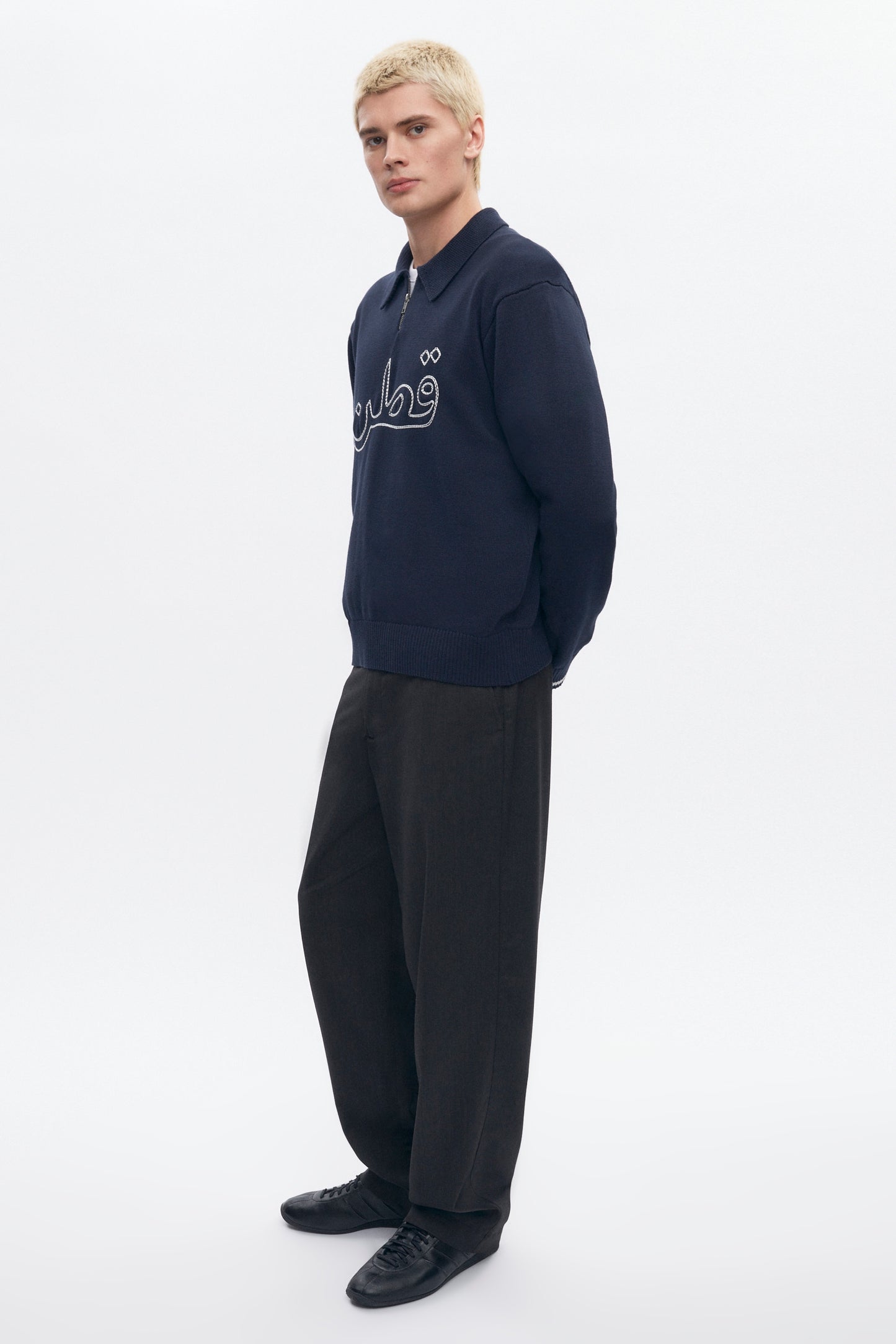 Men's Embroidered Quarter Zip Sweater in Navy