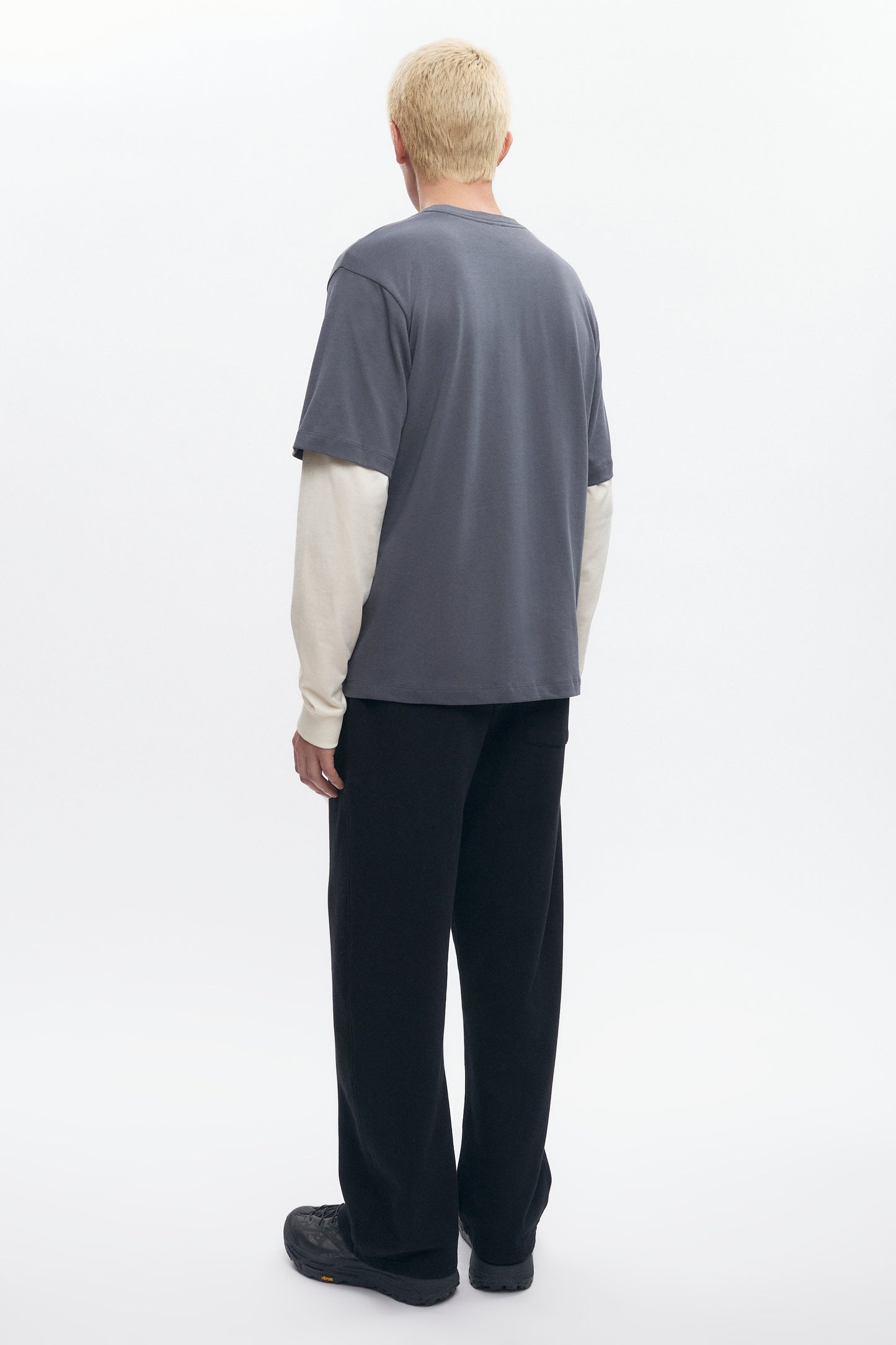 Men's Essential Straight Sweatpant in Black