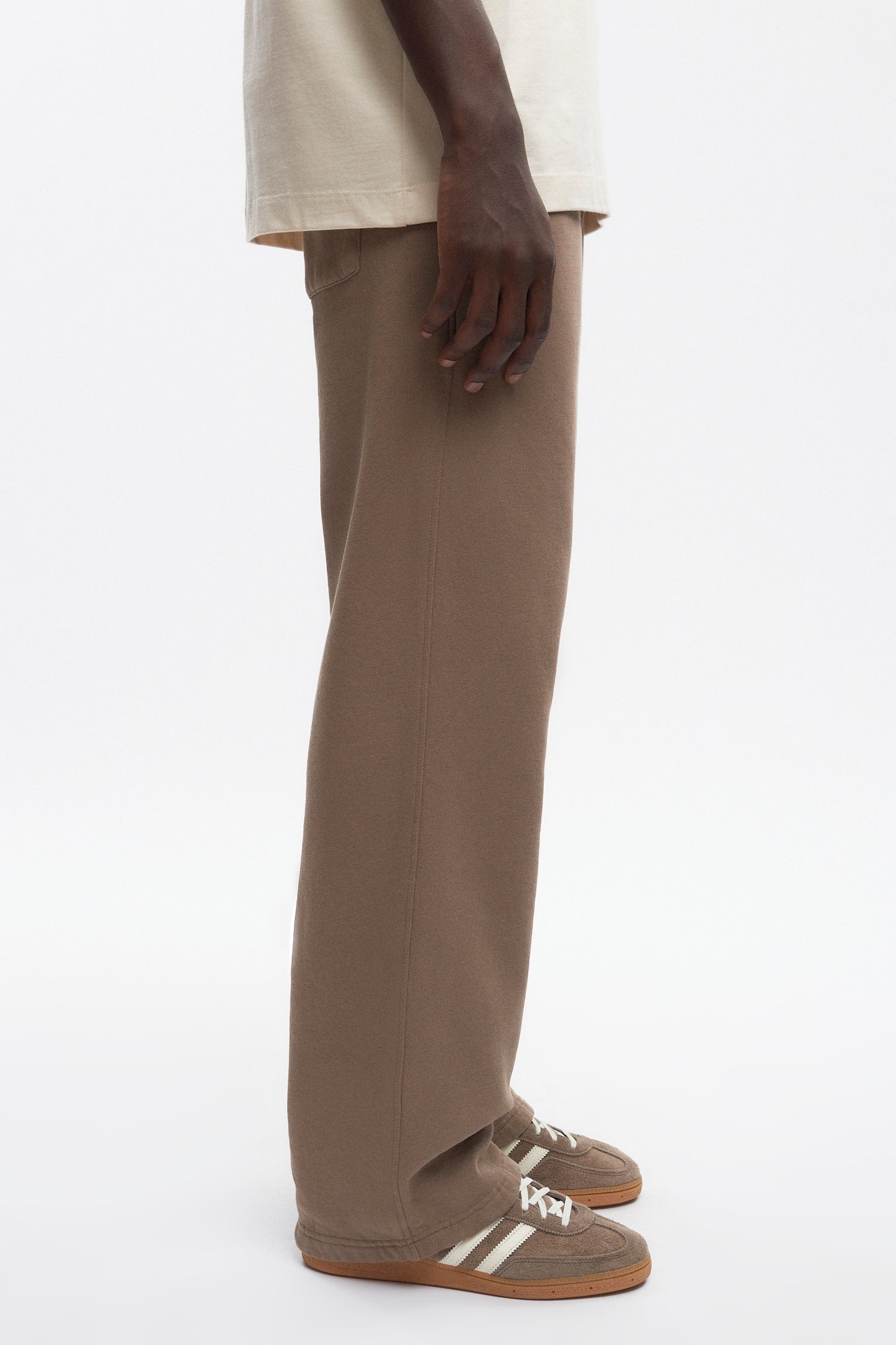 Men's Essential Straight Sweatpant in Taupe