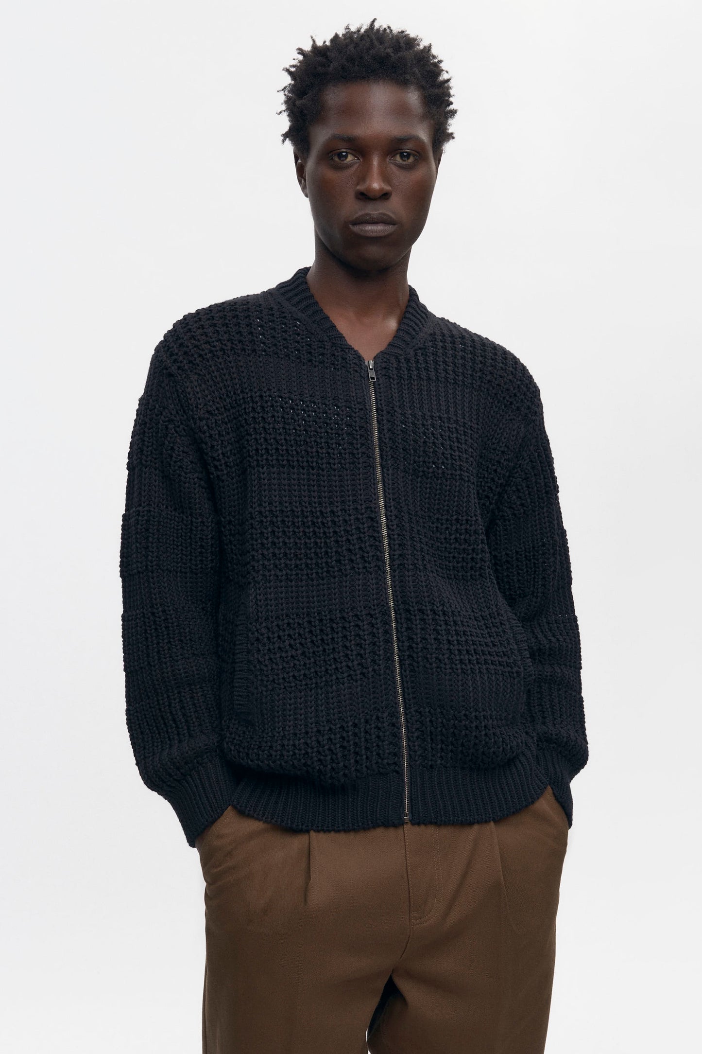 Men's Grid Stitch Zip Sweater in Black