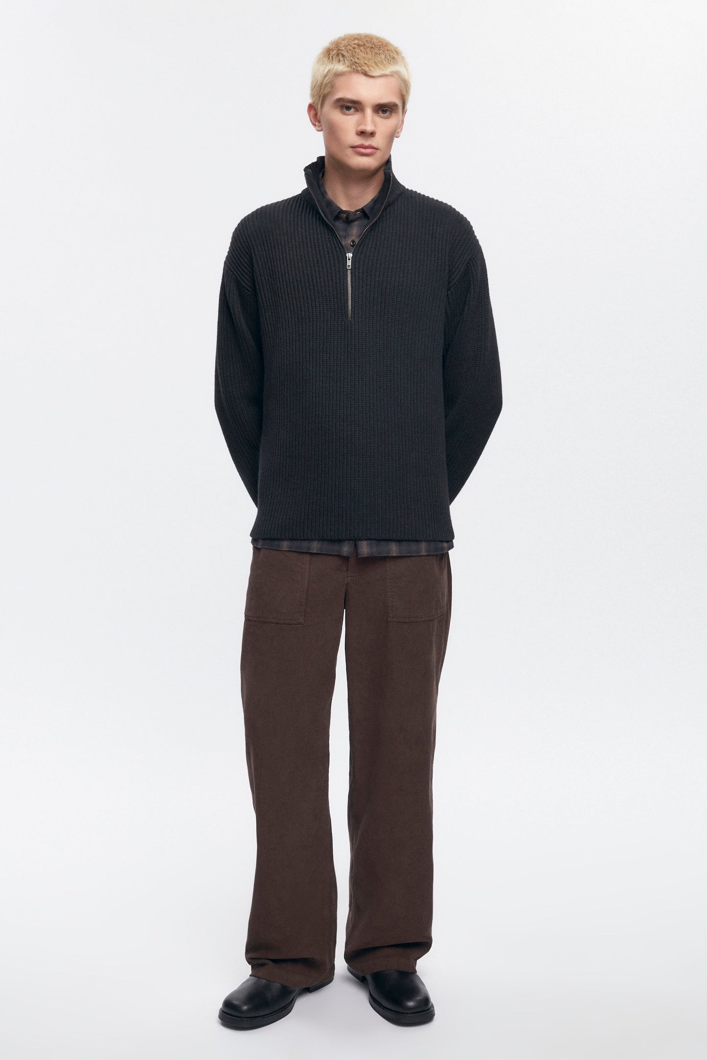 Men's Half Zip Rib Sweater in Black