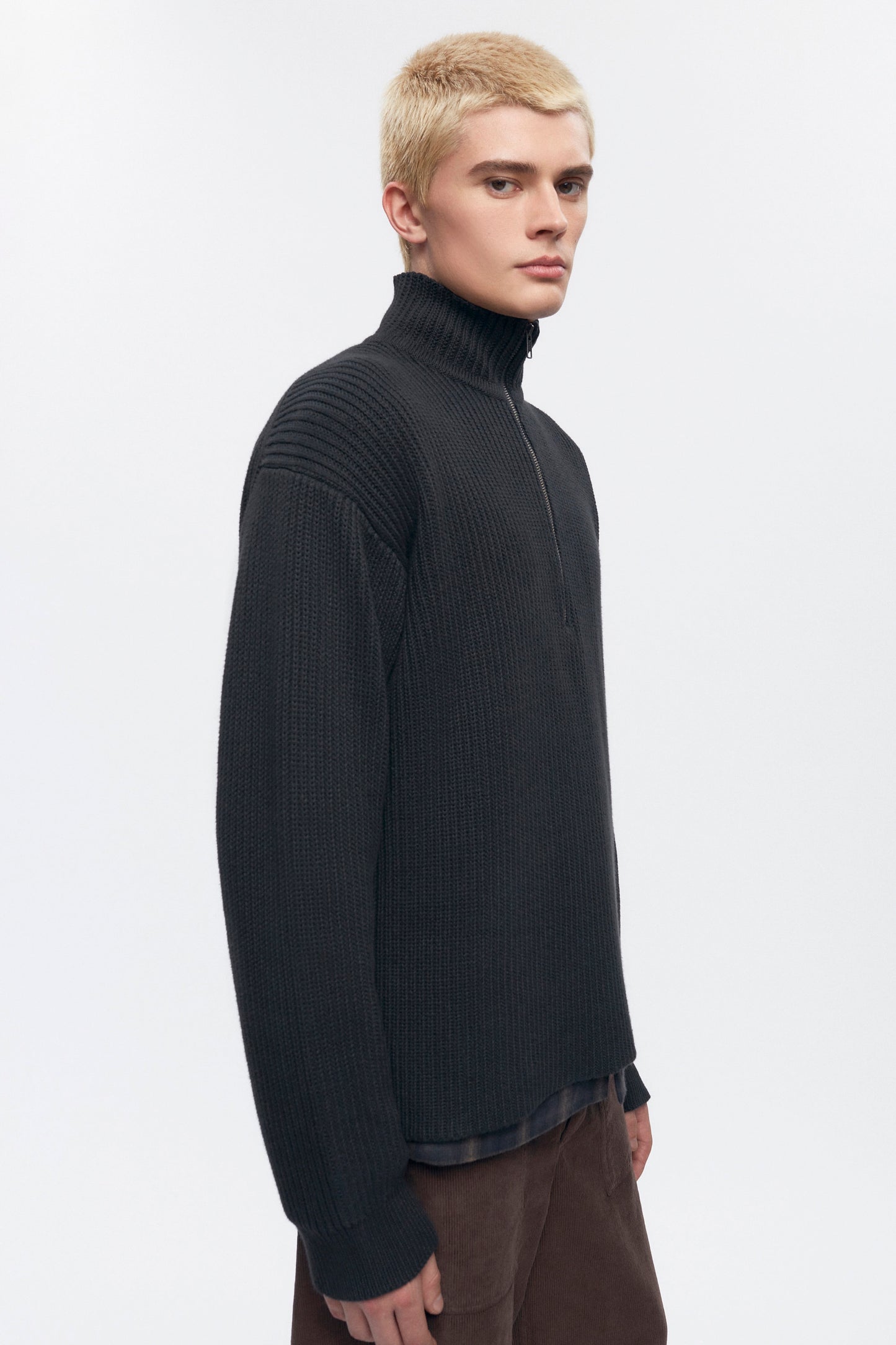 Men's Half Zip Rib Sweater in Black