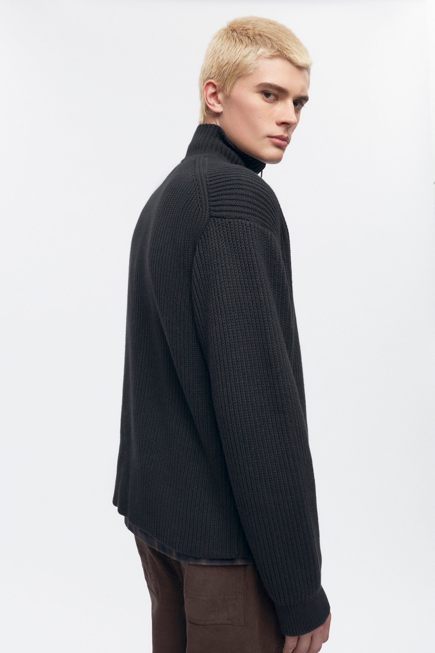 Men's Half Zip Rib Sweater in Black