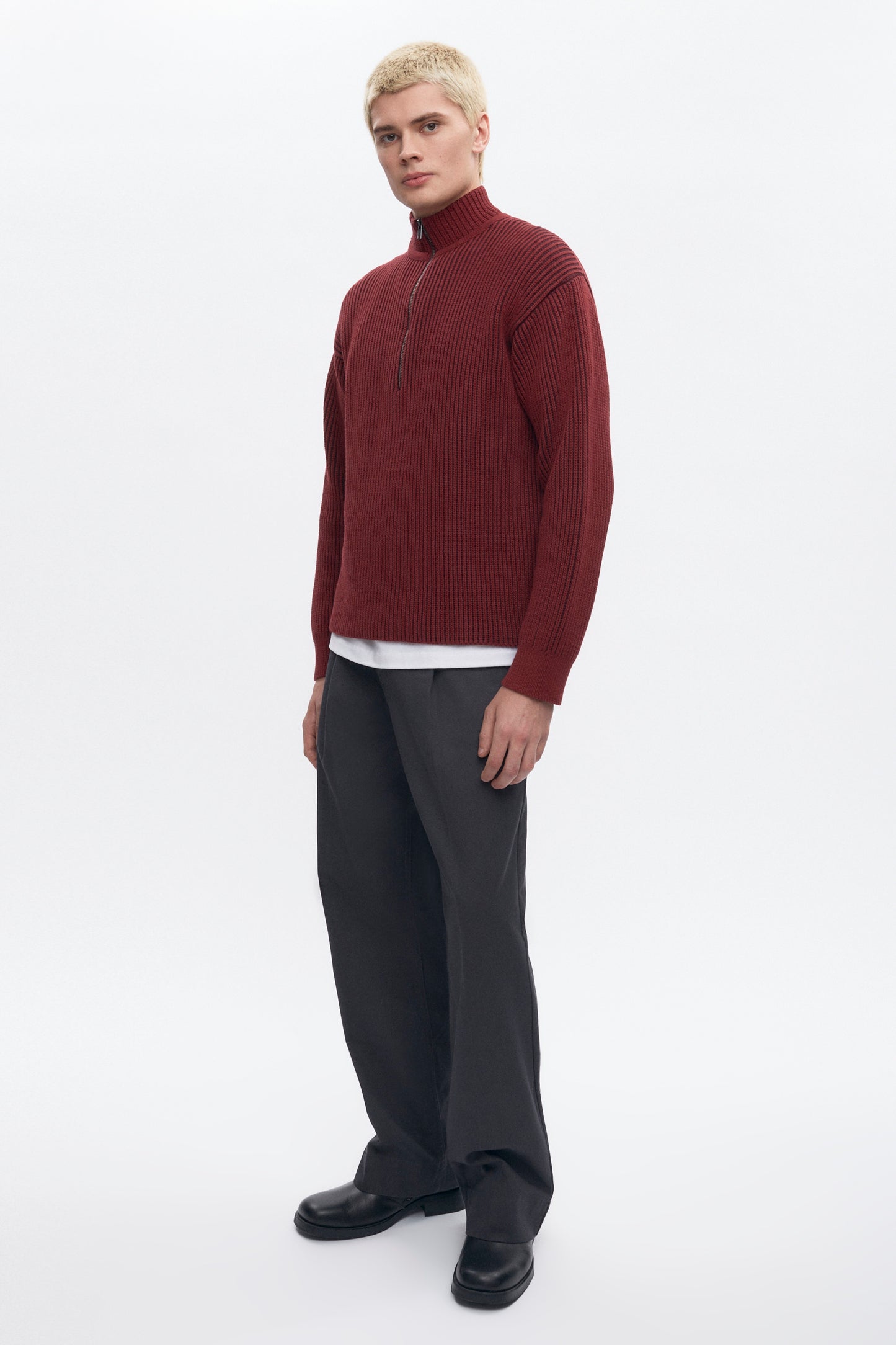 Men's Half Zip Rib Sweater in Coffee Bean/Burgundy