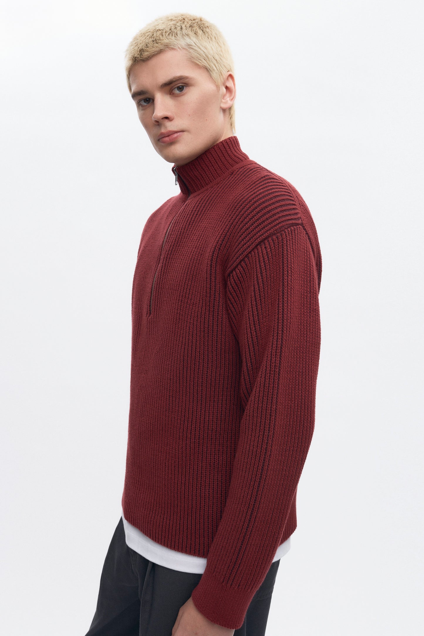 Men's Half Zip Rib Sweater in Coffee Bean/Burgundy