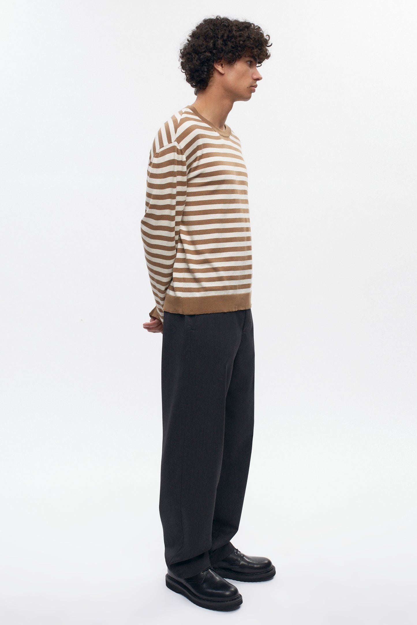 Men's Lightweight Crewneck Sweater in Otter/Marshmallow