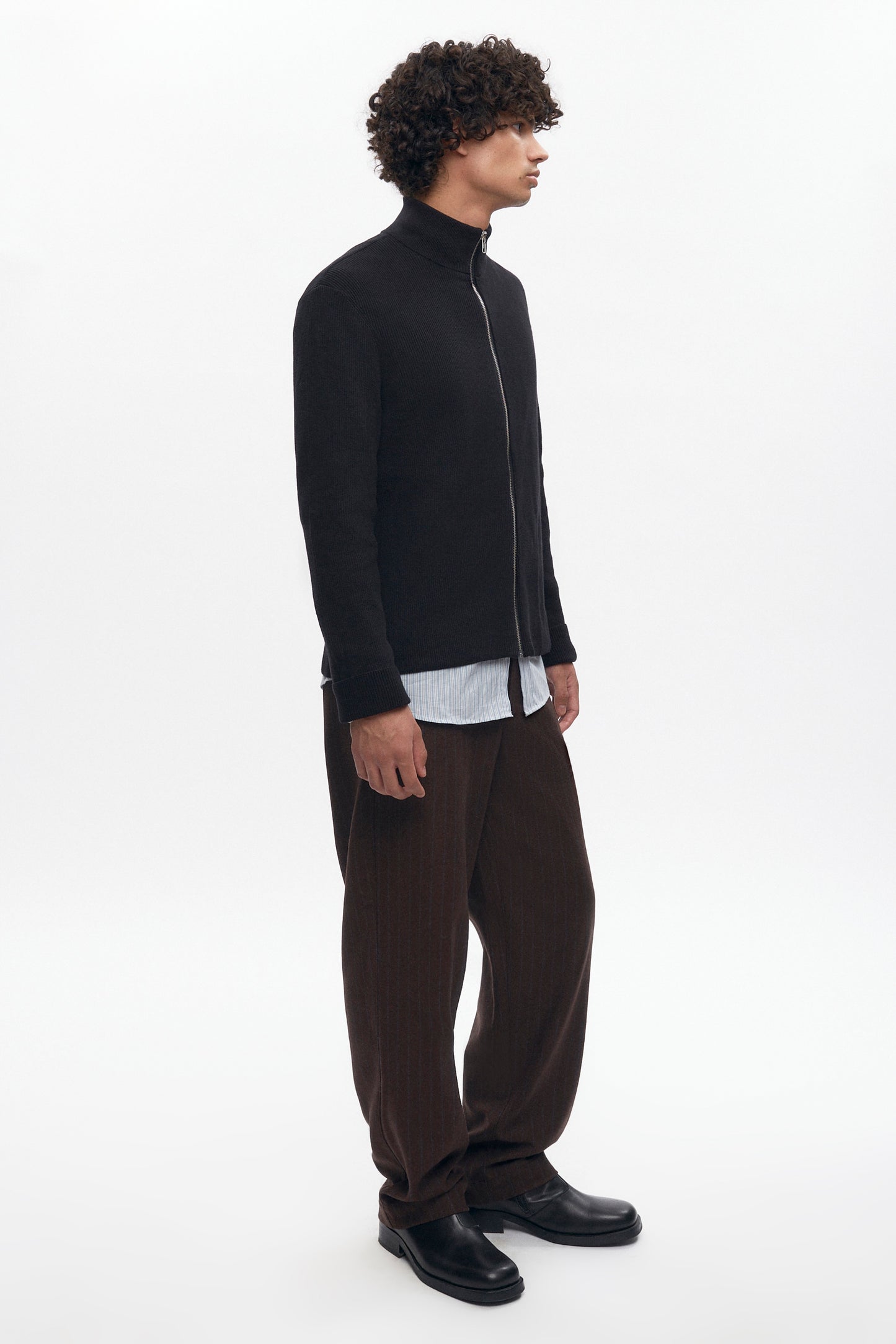 Men's Lightweight Zip Sweater in Black