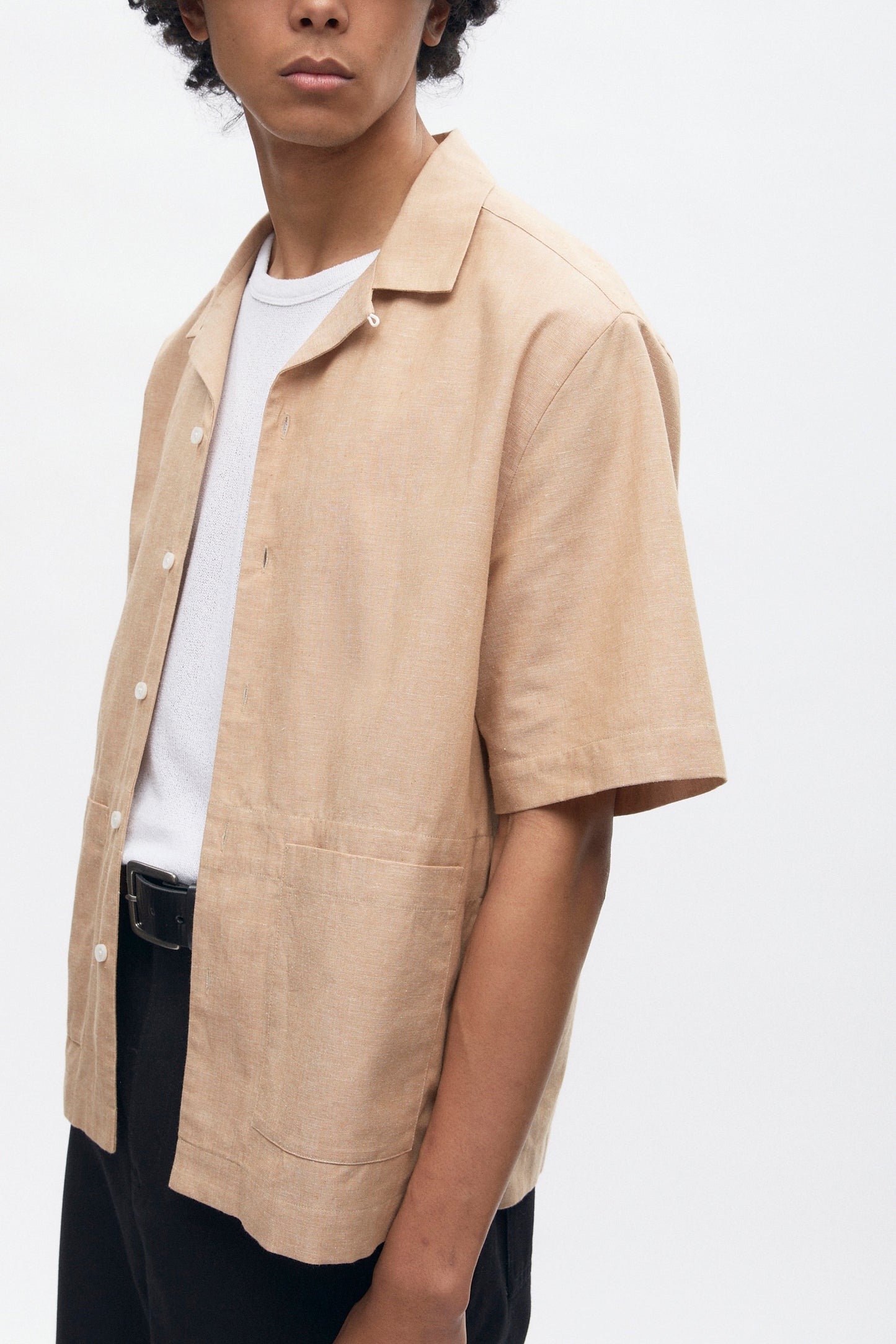 Men’s Linen Camp Shirt in Camel