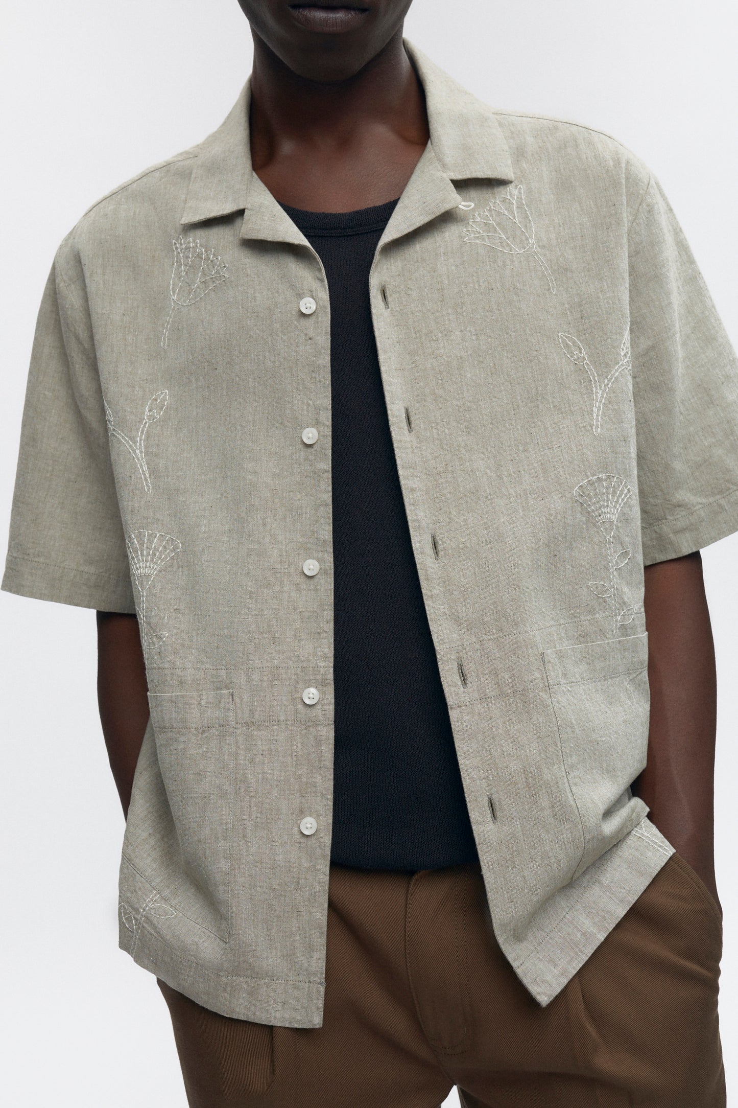 Men’s Linen Camp Shirt in Olive