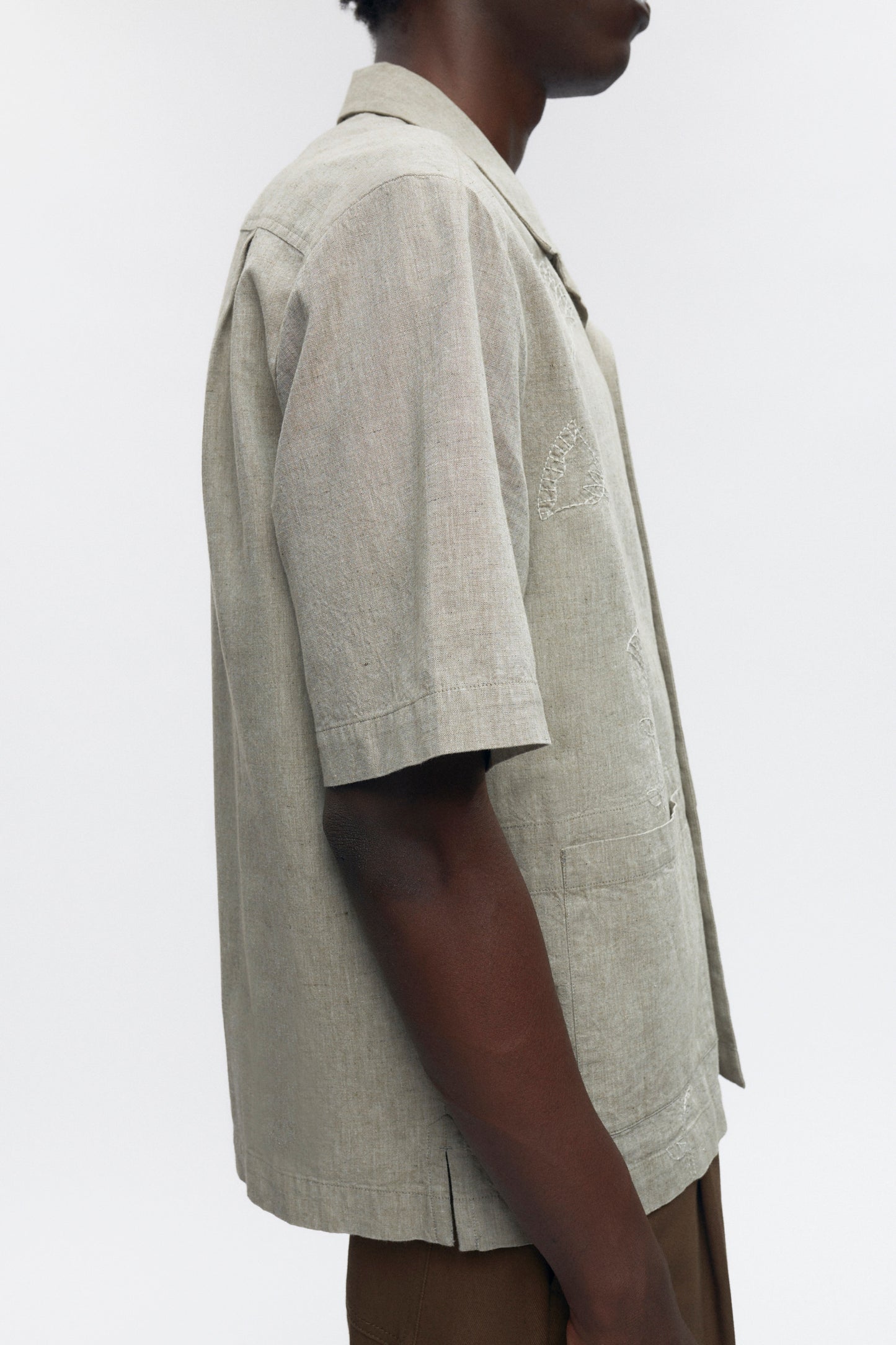 Men’s Linen Camp Shirt in Olive