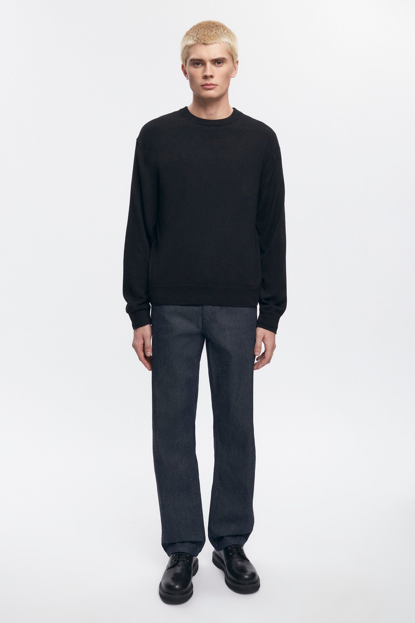Men's Fine Merino Crewneck Sweater in Black
