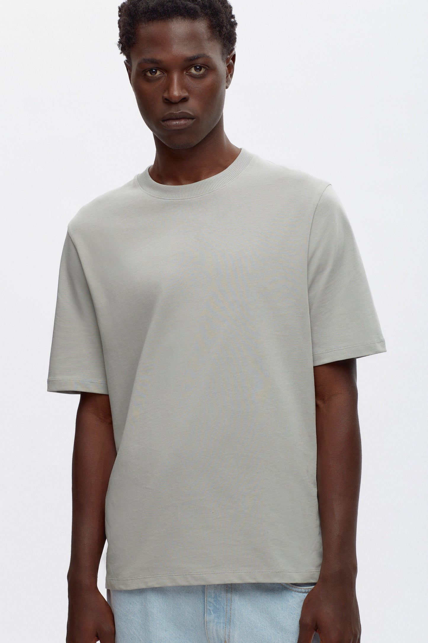 Midweight Crew in Neutral Grey