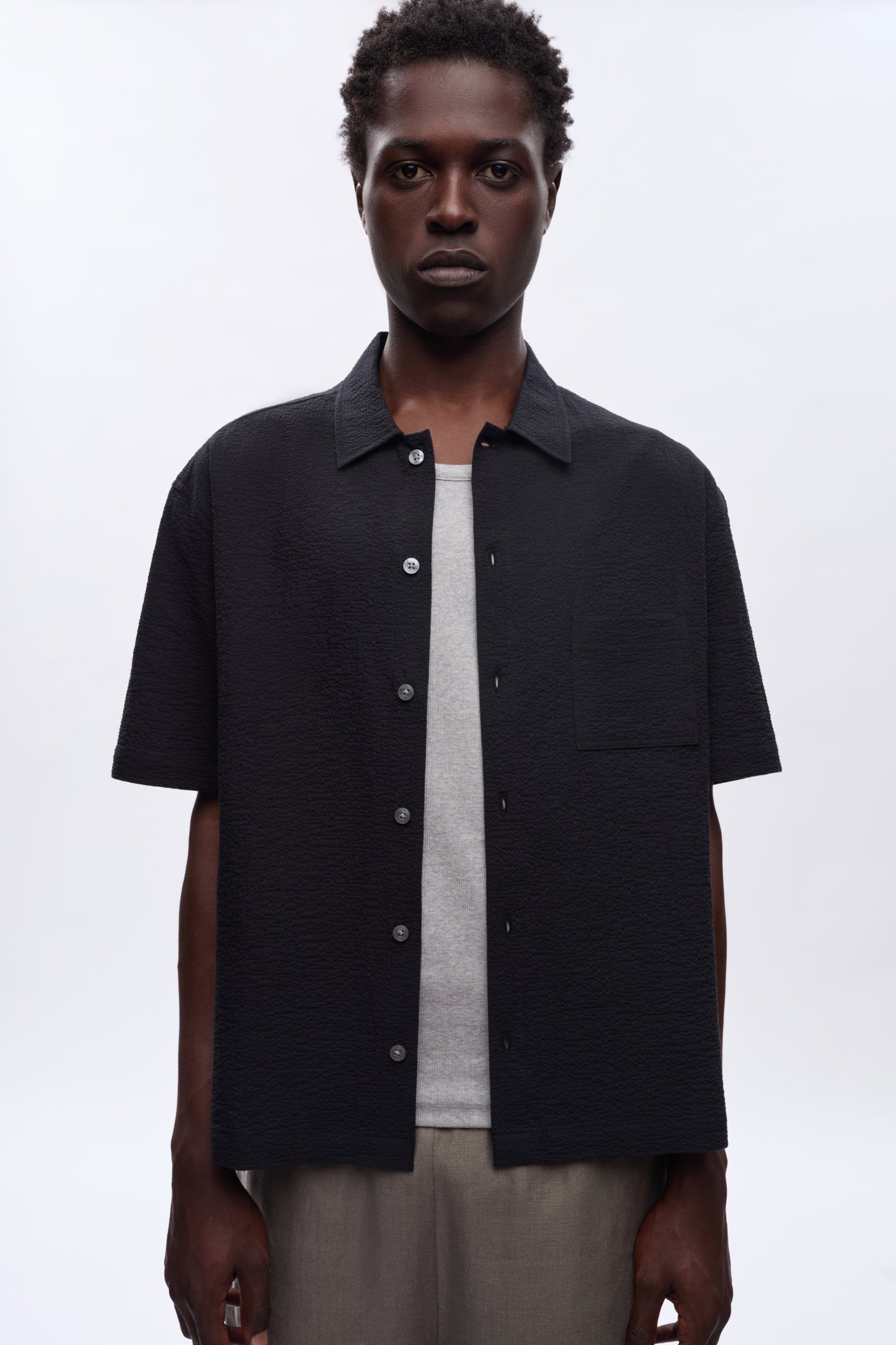 Men's Seersucker Shirt in Black