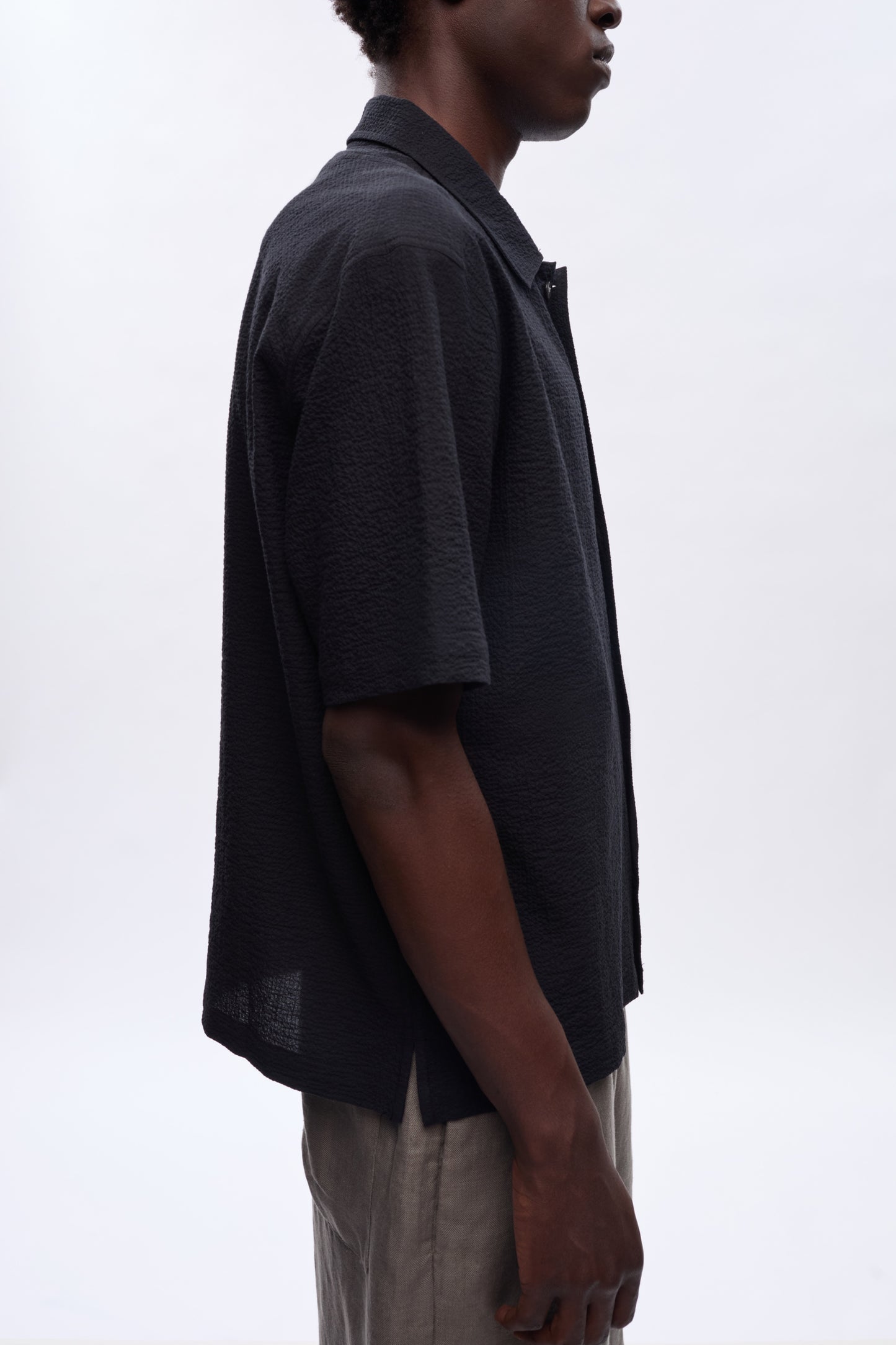 Men's Seersucker Shirt in Black
