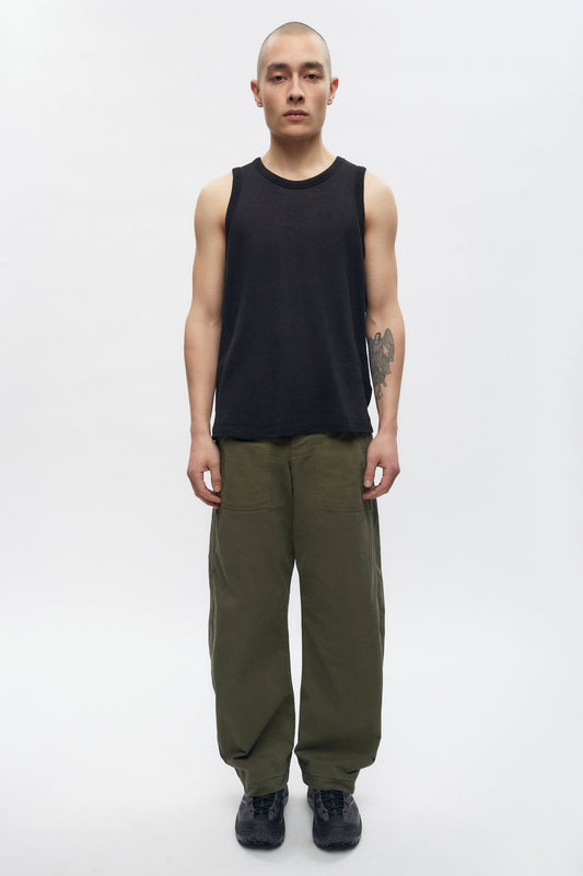 Raphael is 6ft is a regular 30, and is wearing an 32.