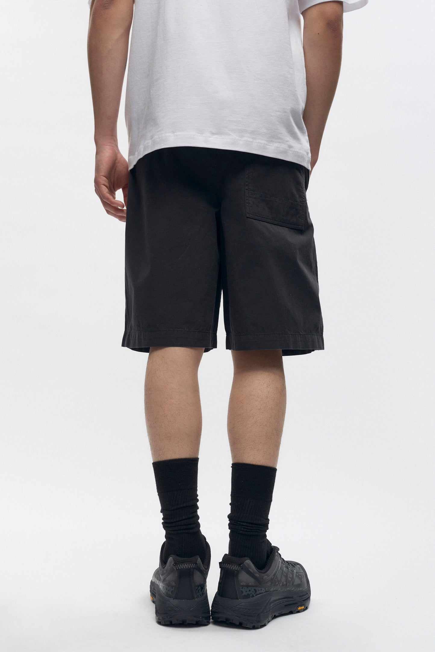 Tefnut Beach Shorts in Black