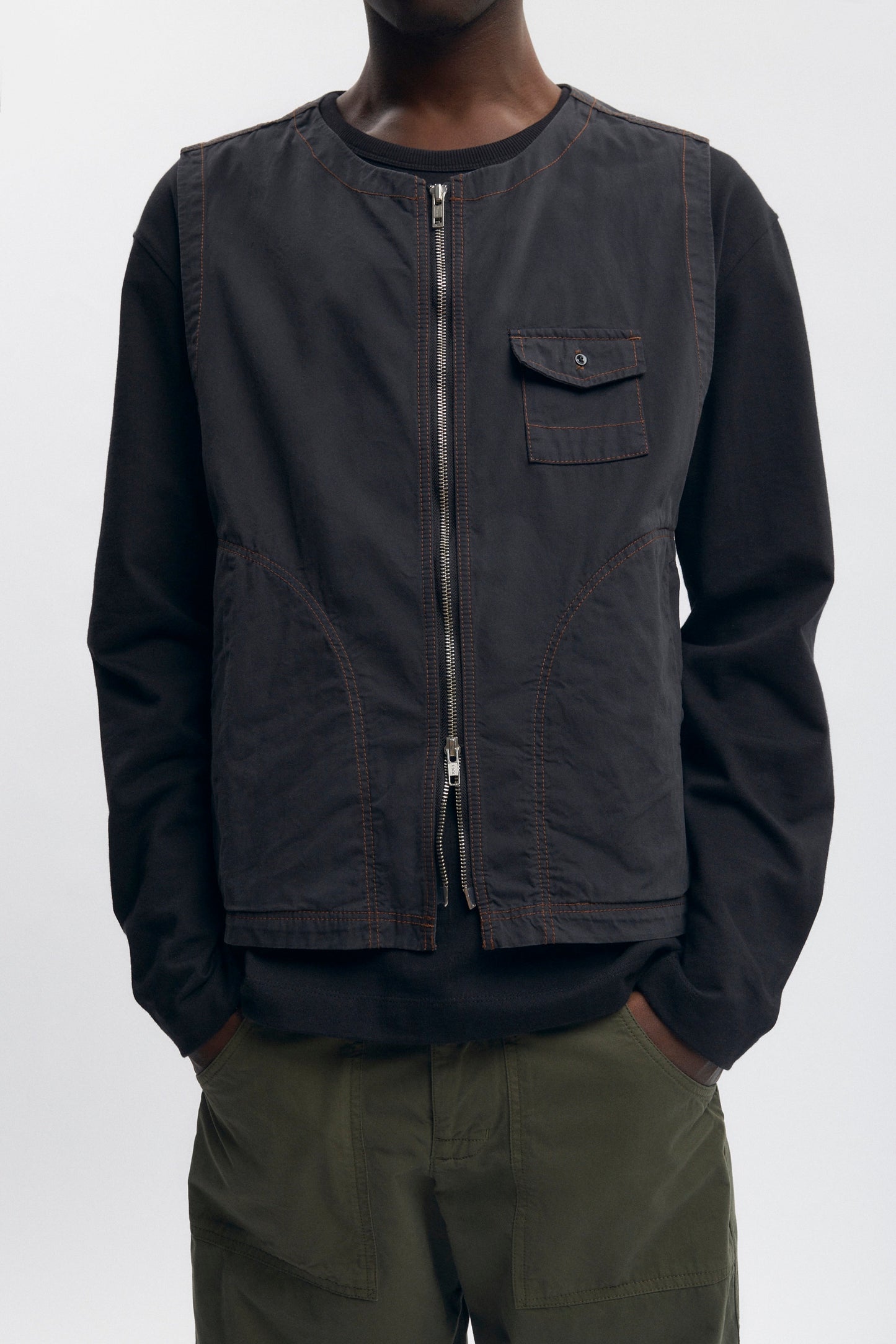 Tefnut Beach Vest in Black