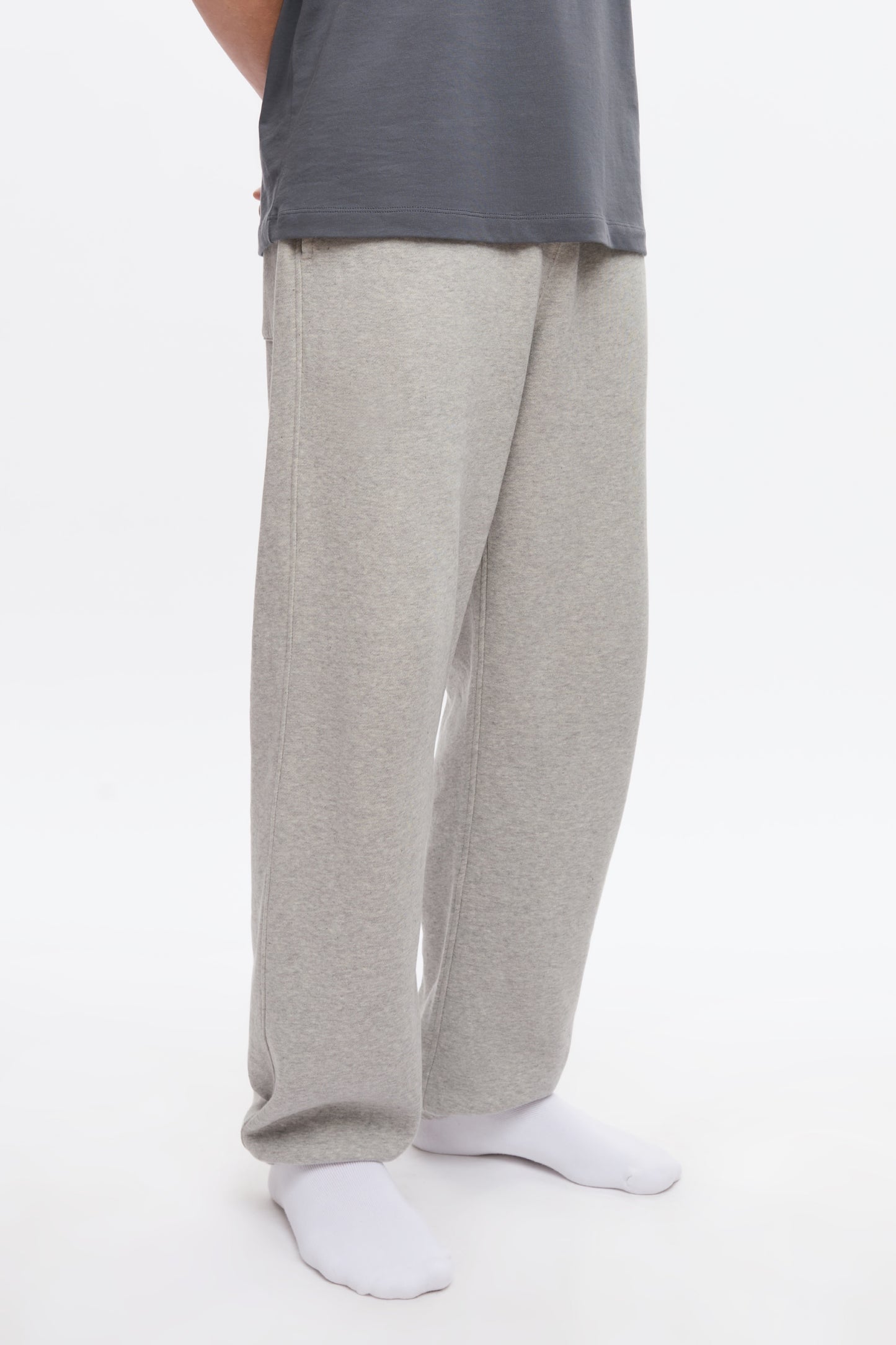 Men's Essential Sweatpant in Heather Grey