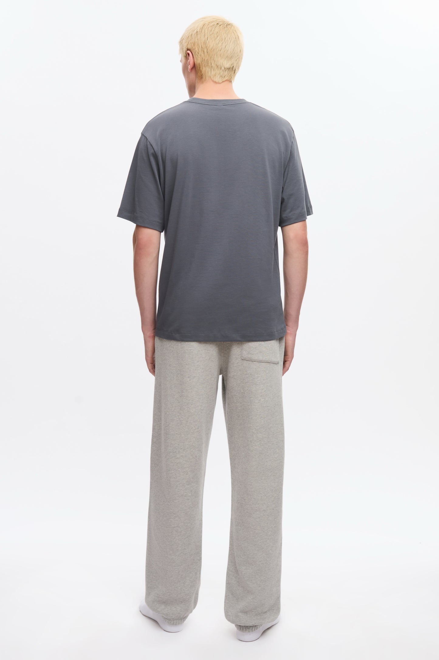 Men's Essential Sweatpant in Heather Grey