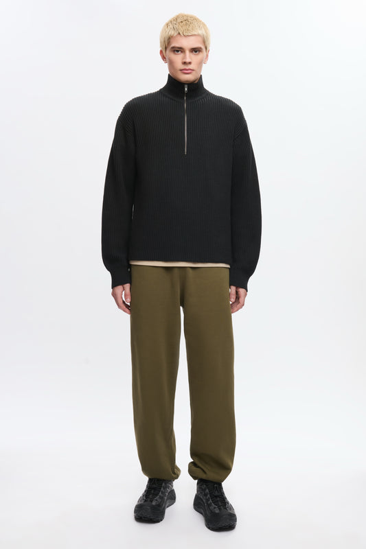 Men's Essential Sweatpant in Olive