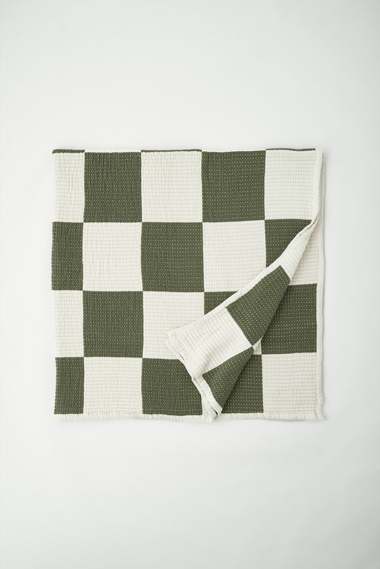 Patchwork Quilted Comforter in Natural/Olive