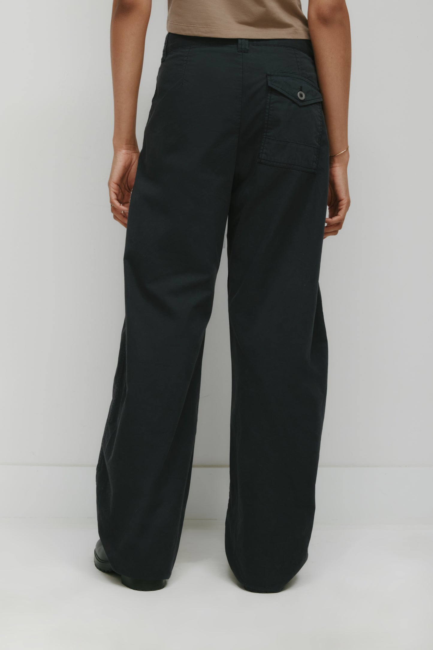 Men's Tefnut Beach Pant in Black