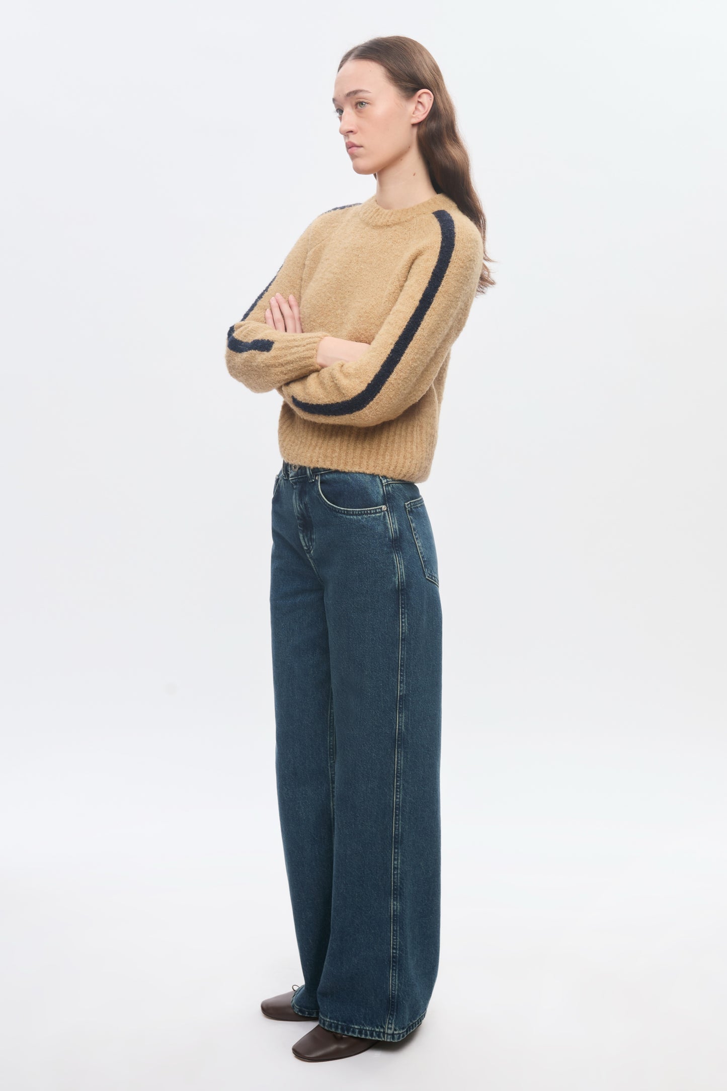 Women's Aliya Crewneck Sweater in Sand/Midnight
