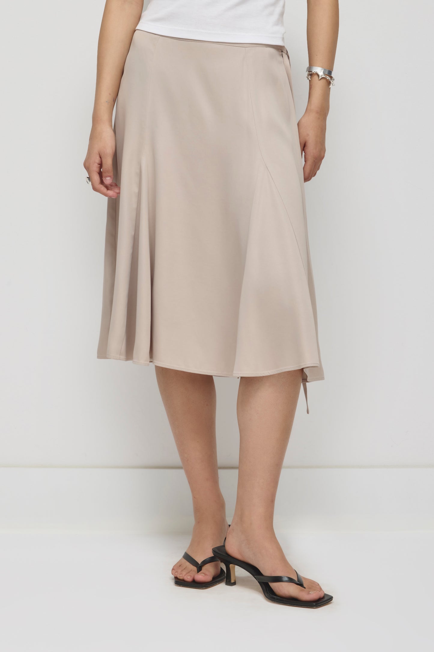 Women's Cleo Midi Skirt in Dove