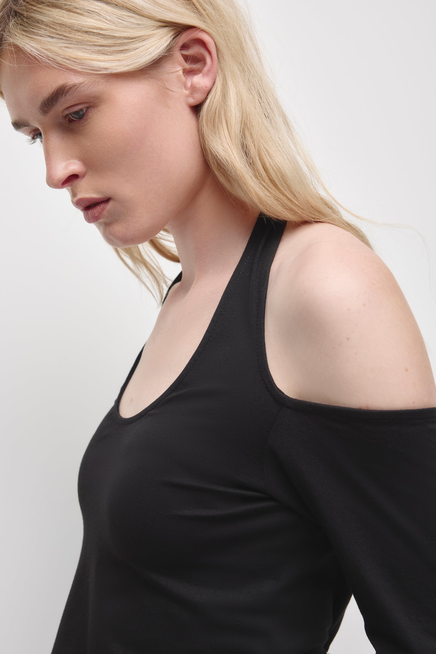 Women's Cold Shoulder Halter in Black
