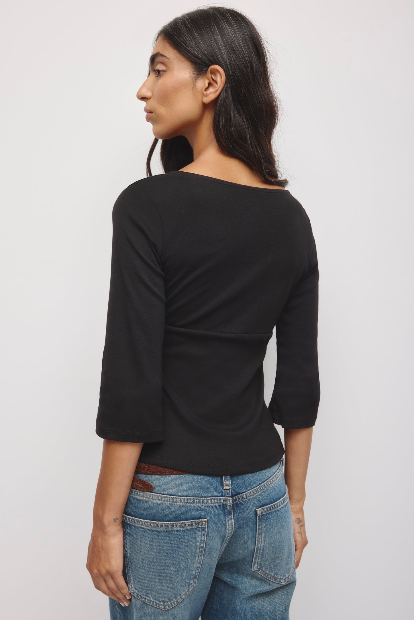 Women's Crossover 3/4 Sleeve Top in Black