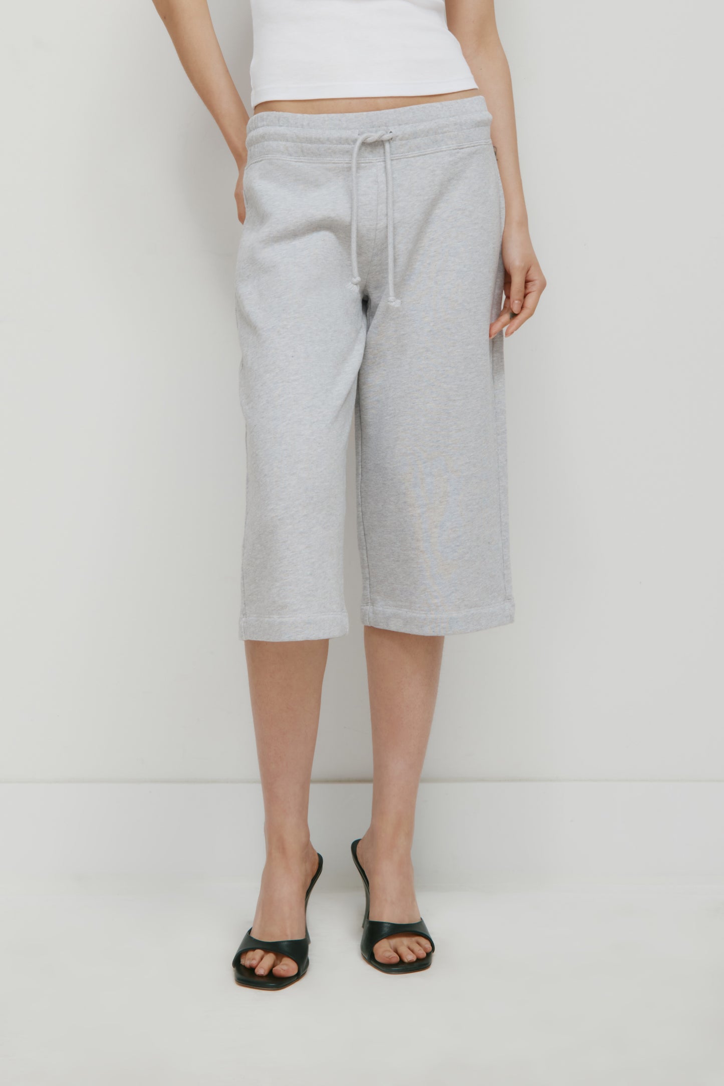 Women's French Terry Capri in Cloud Mix