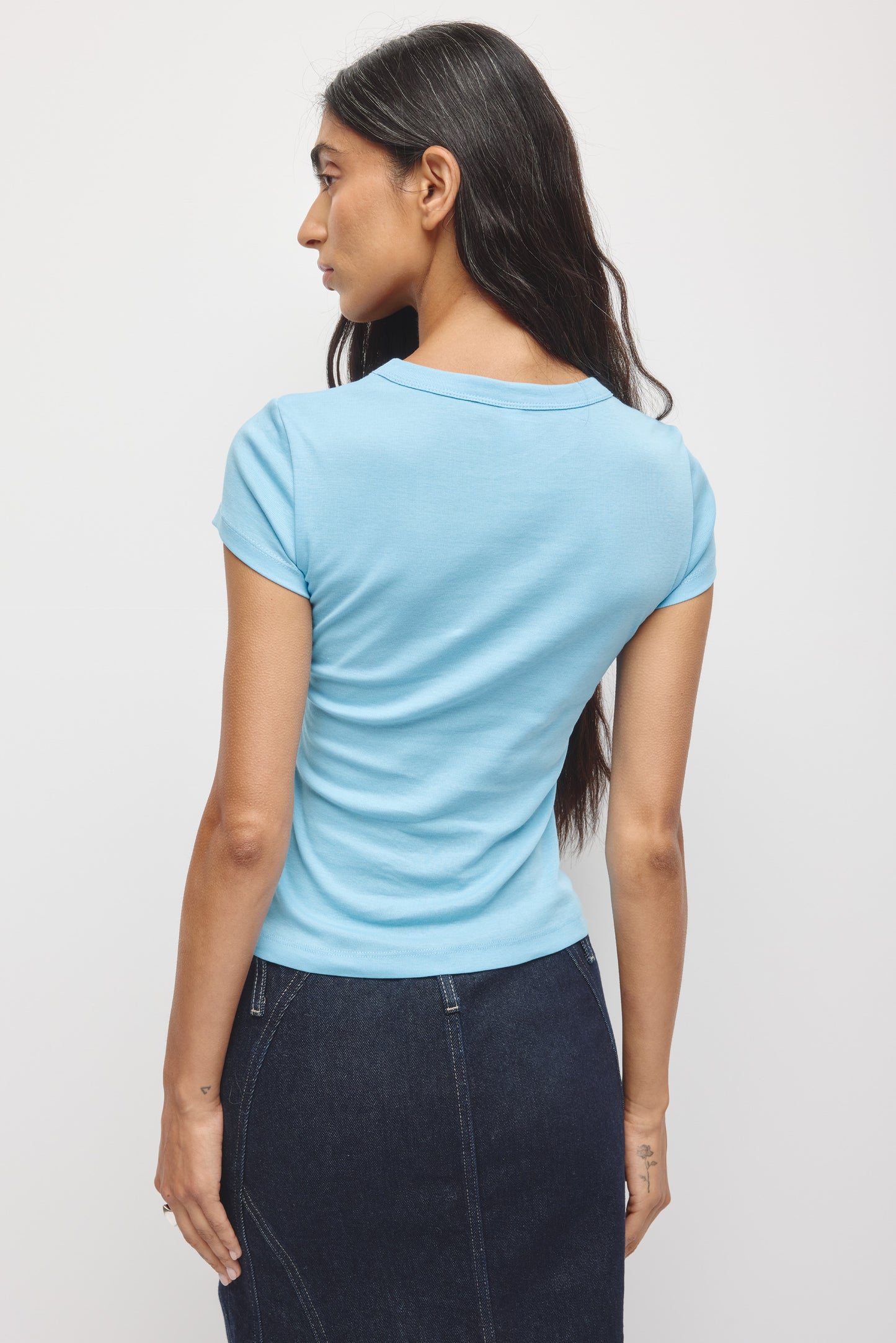 Women's High V-neck Tee in Azure
