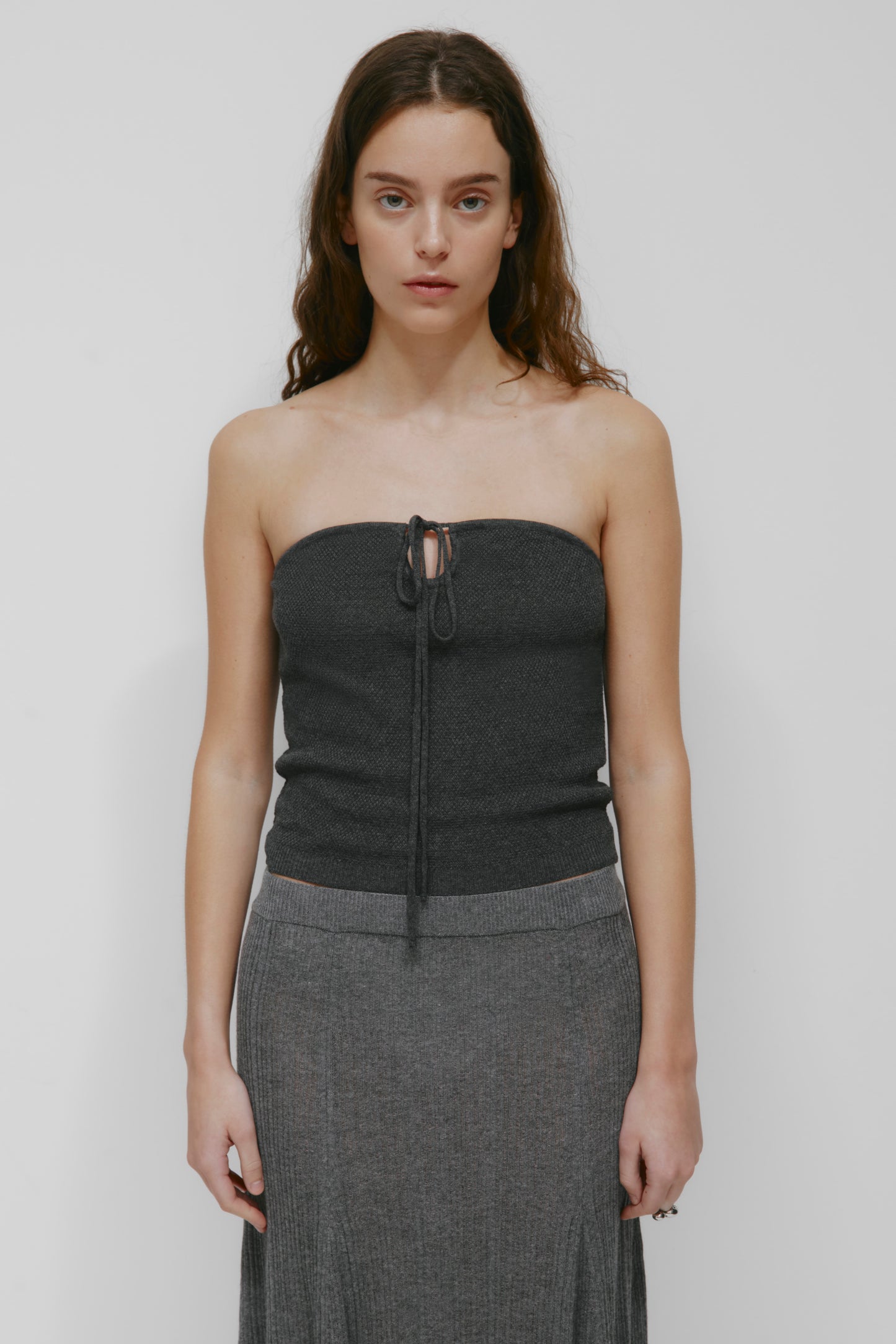 Women's Kenza Keyhole Top in Almost Black