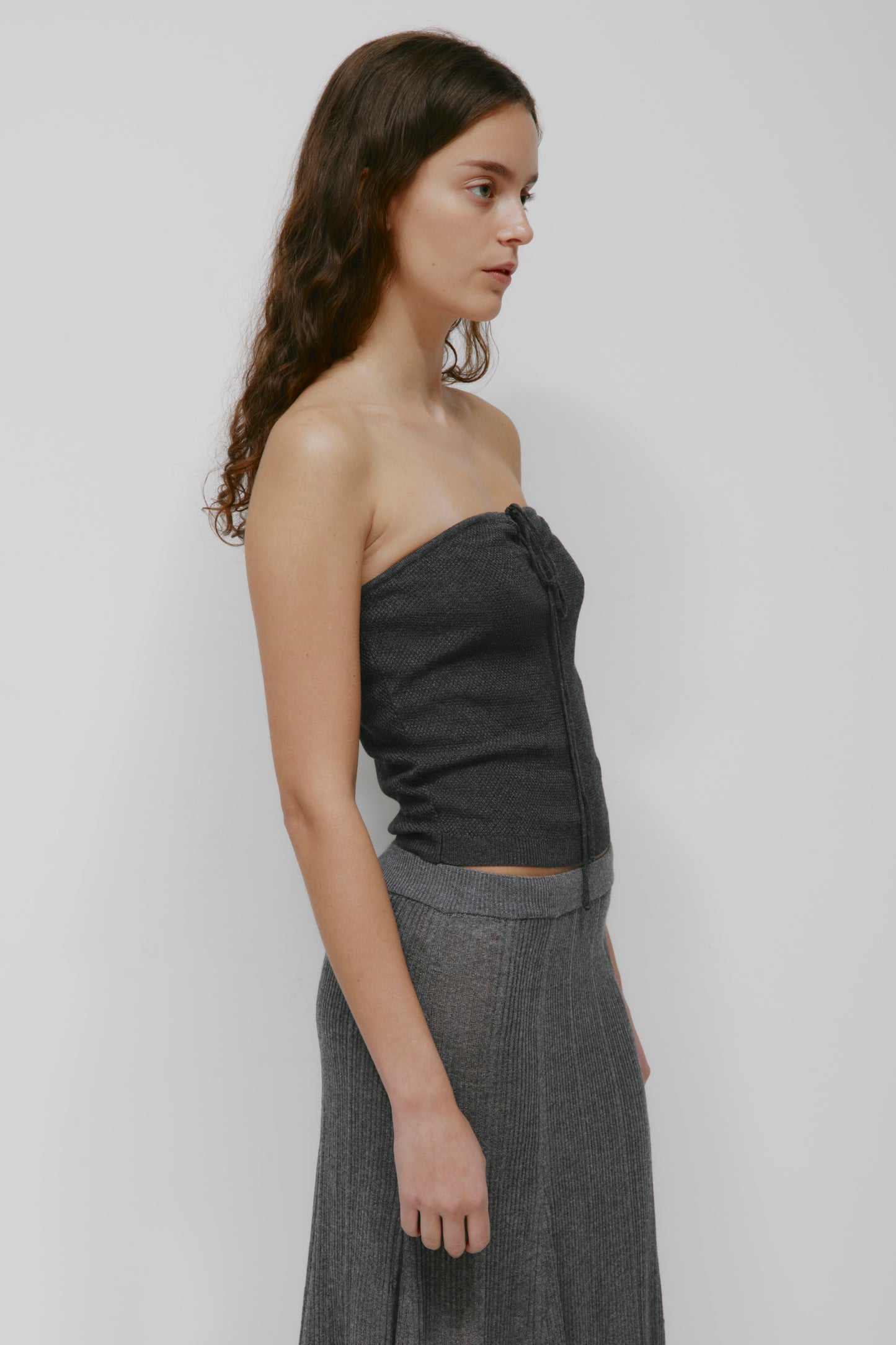 Women's Kenza Keyhole Top in Almost Black
