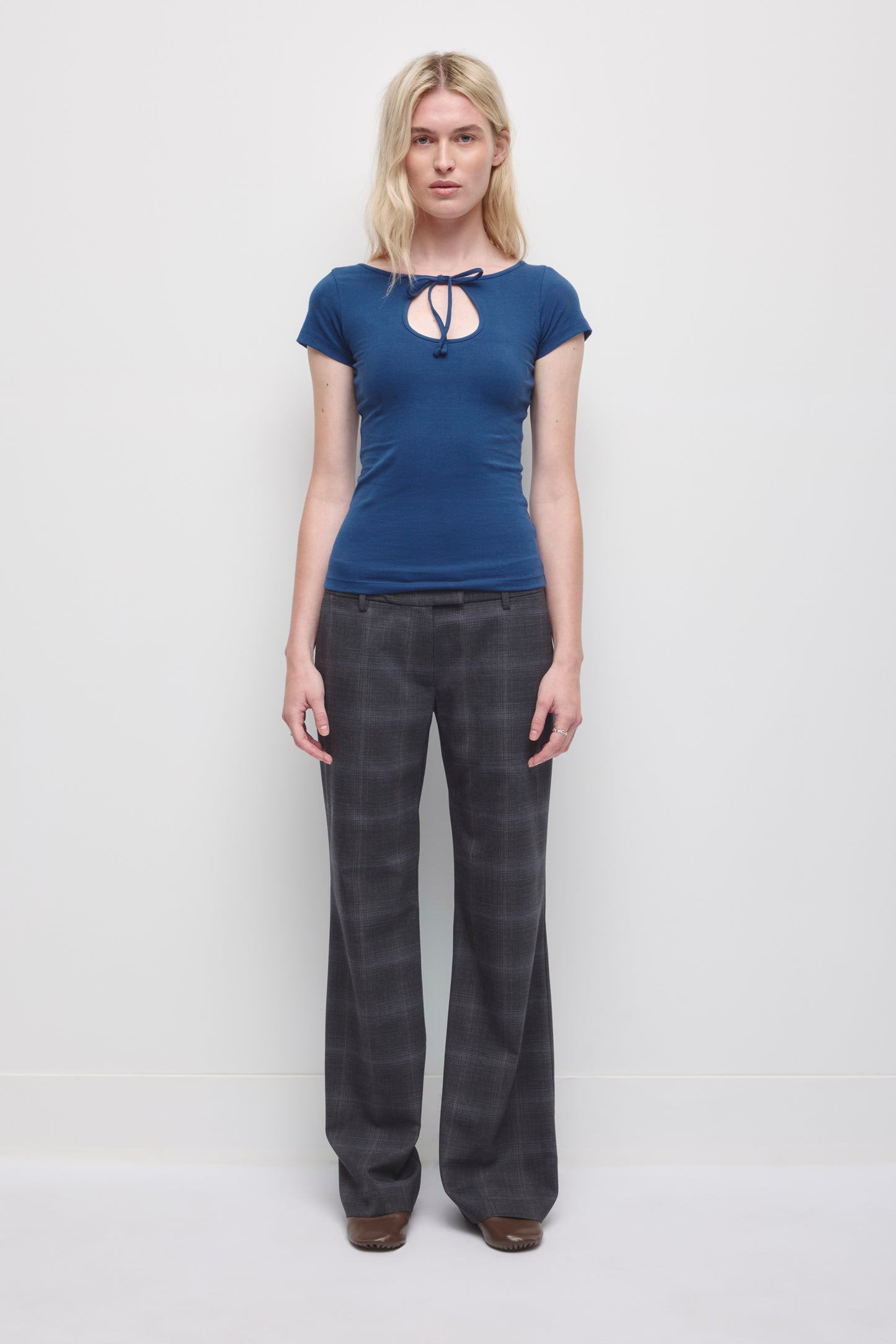 Women's Layn Keyhole Tee in Pacific Blue