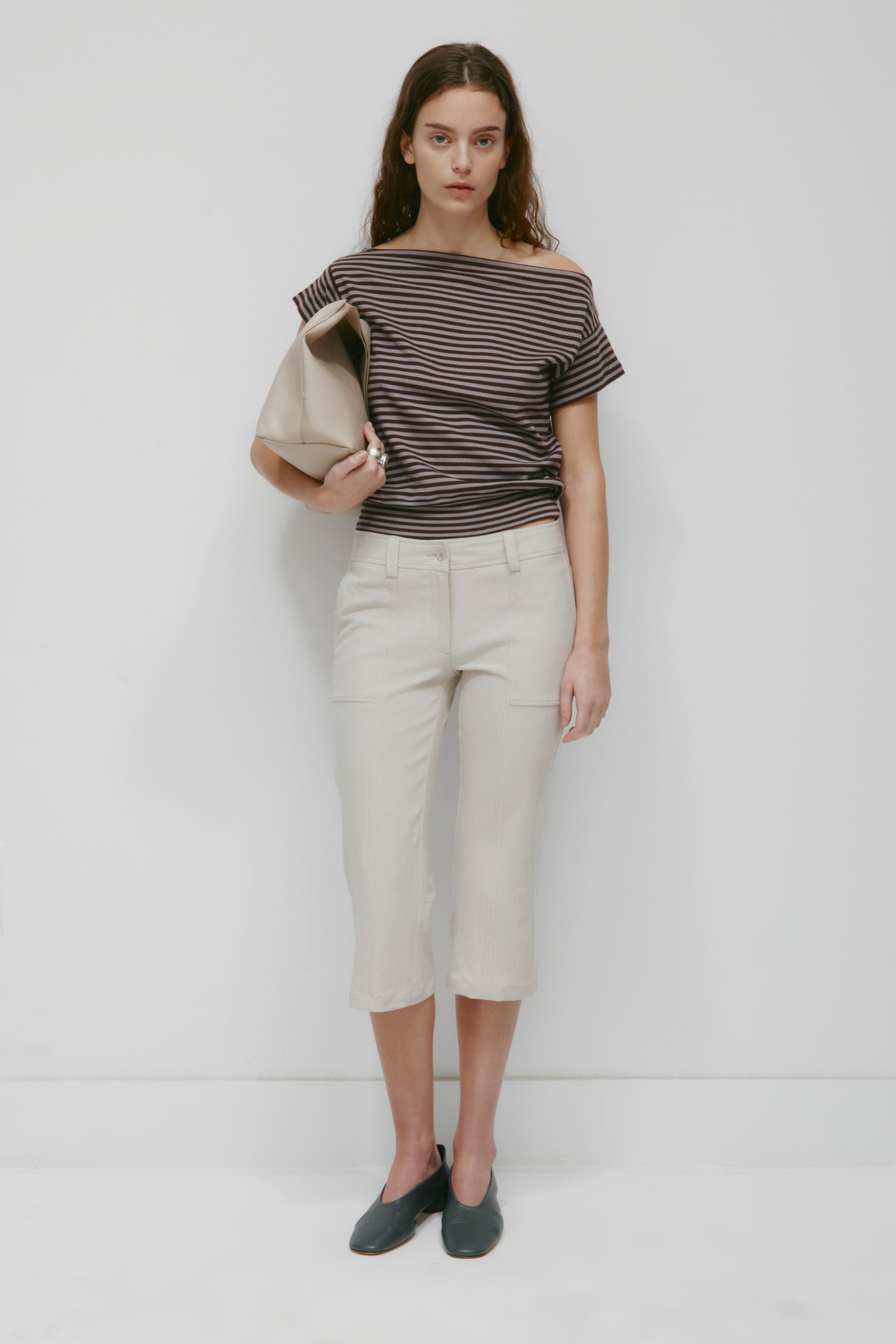 Women's Linen Capri in Dove