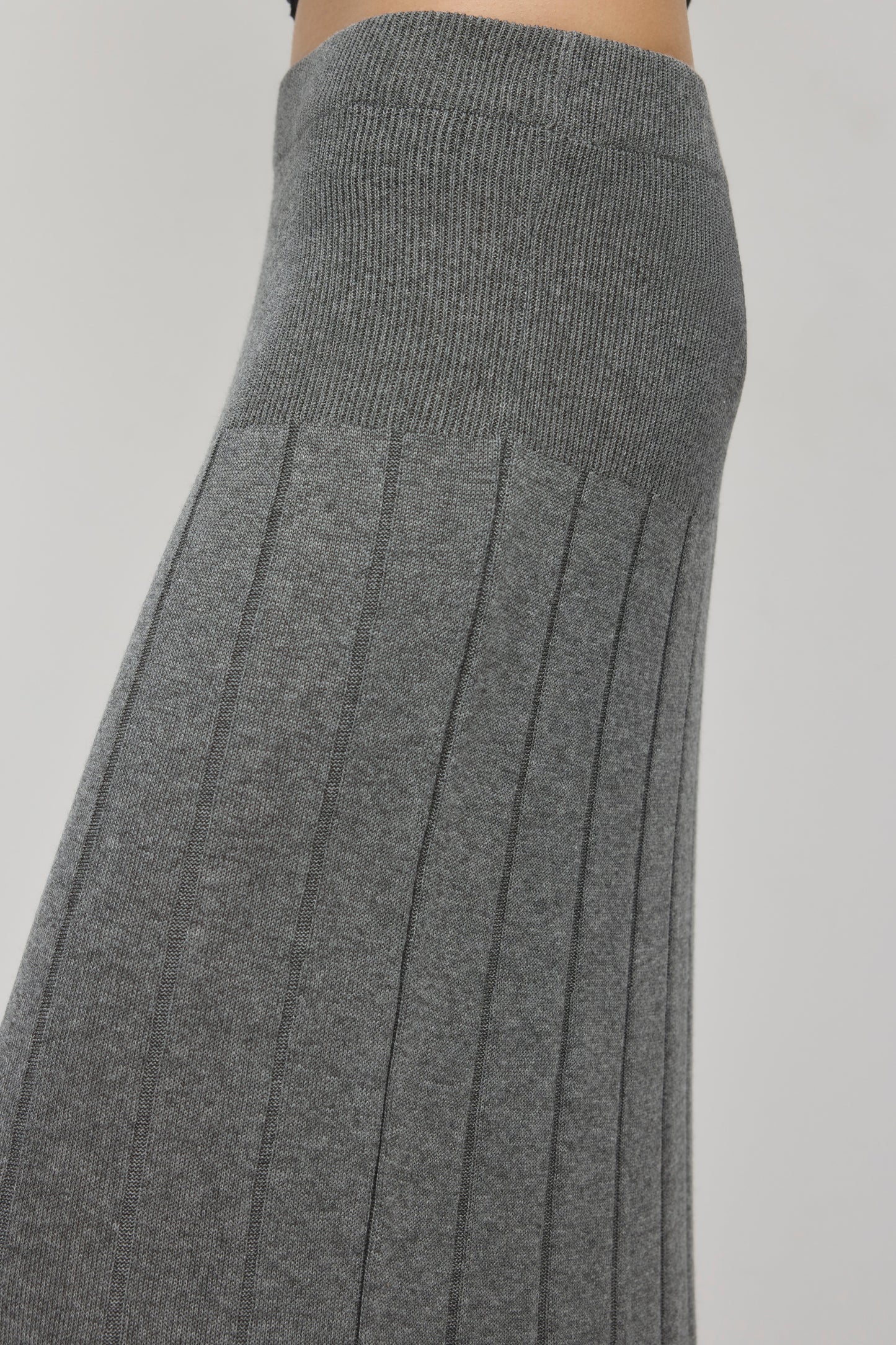 Women's Mesh Skirt in Charcoal