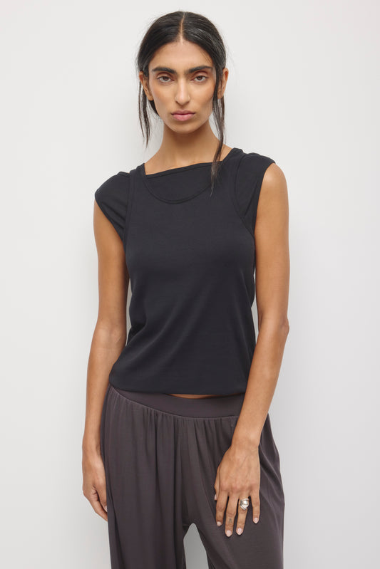 Women's Nawa Convertible Tank in Black