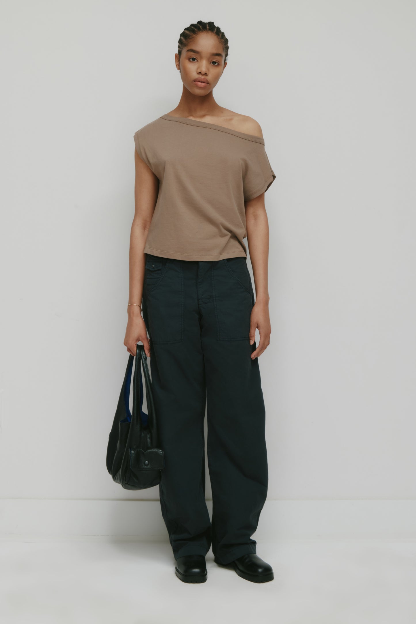 Women's Off Shoulder Tee in Taupe