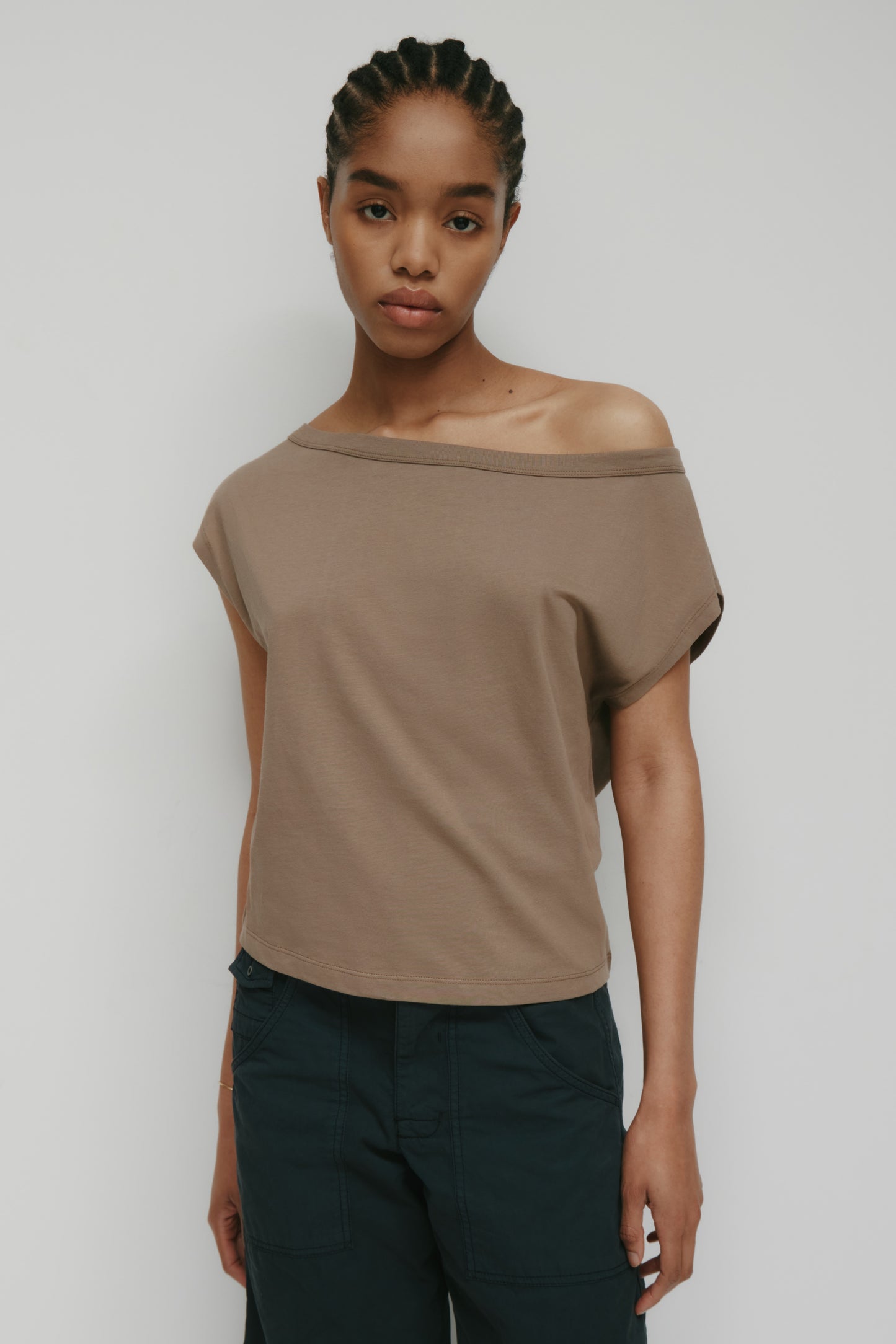Women's Off Shoulder Tee in Taupe