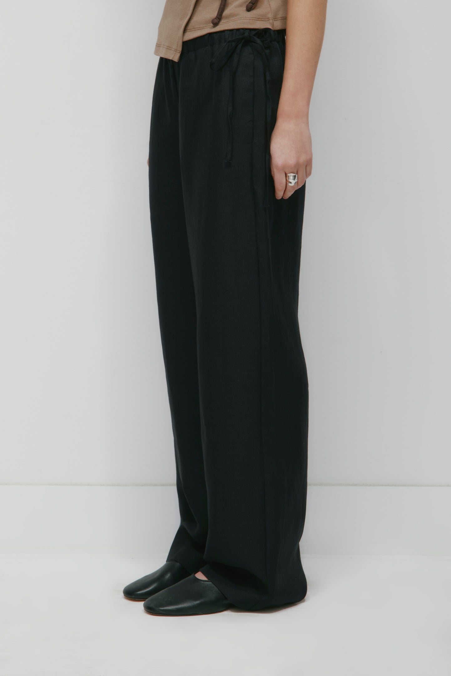 Women's Persea Linen Tie Pant in Black