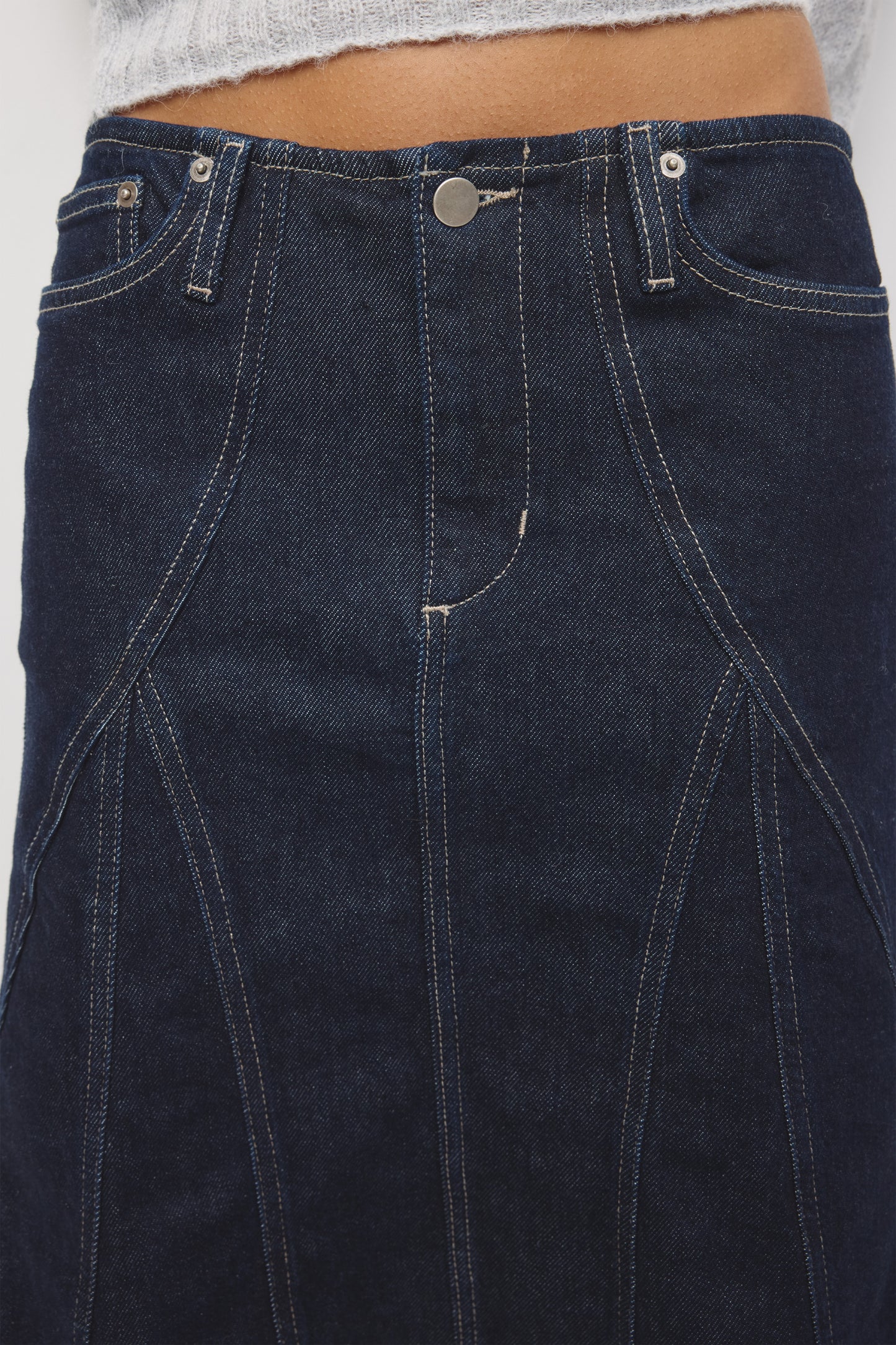 Women's Rafi Denim Kickout Skirt in Rinse